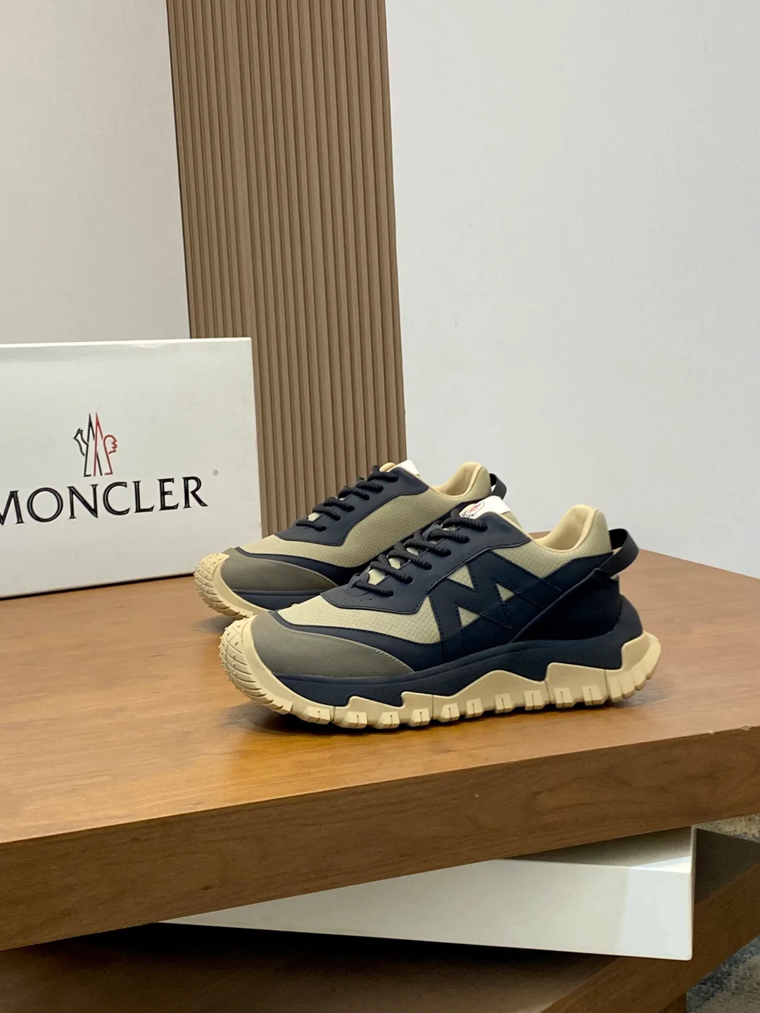 Кроссовки Мужские Moncler 886336