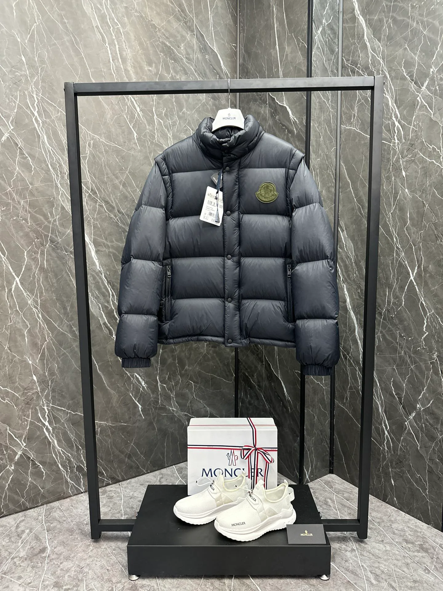 Куртки И Пуховики Женские Moncler 362583