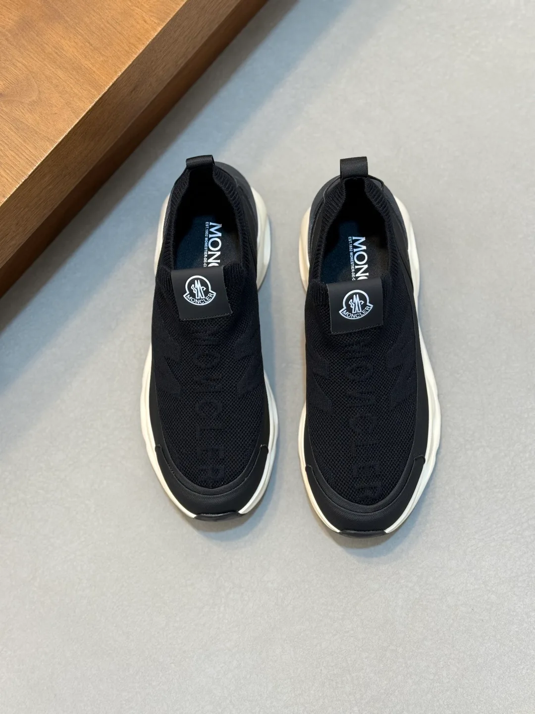 Кроссовки Мужские Moncler 17530474
