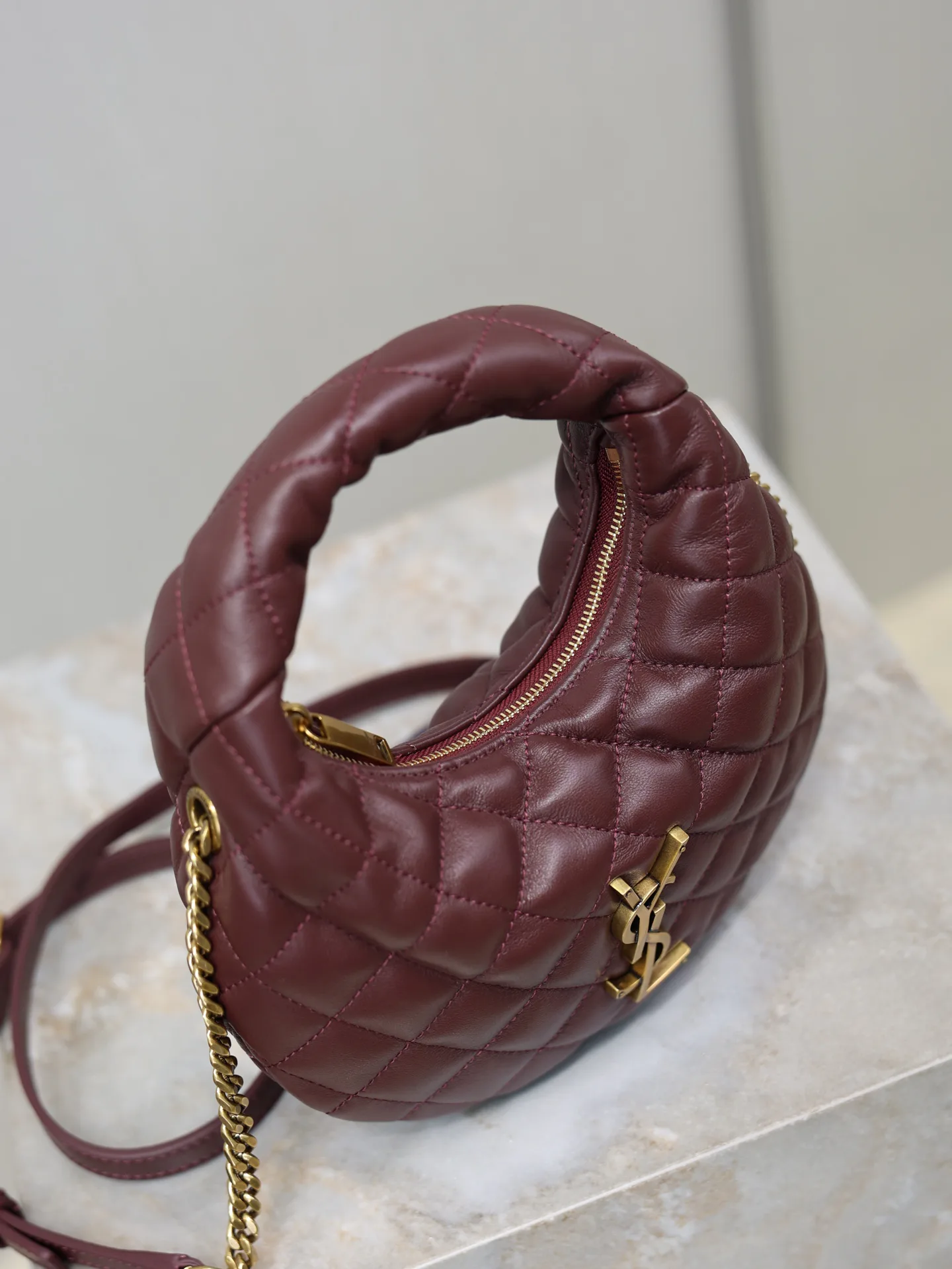 Сумки На Ремне Женские Saint Laurent 11504342