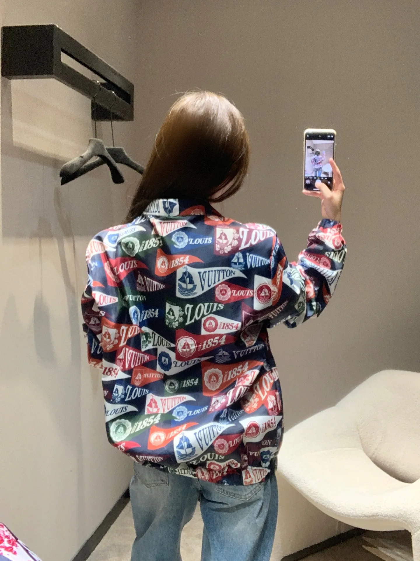 Куртки И Пуховики Женские Louis Vuitton 1463394