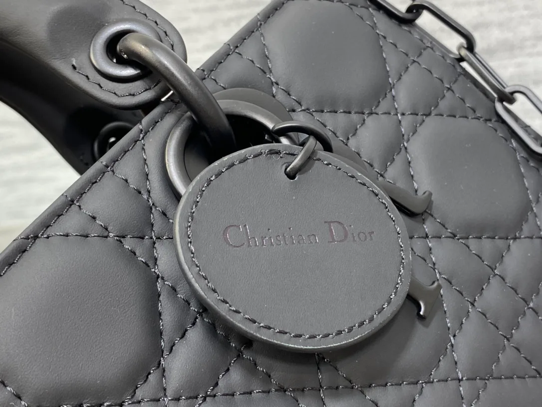 Классические Сумки Женские Christian Dior 17770464