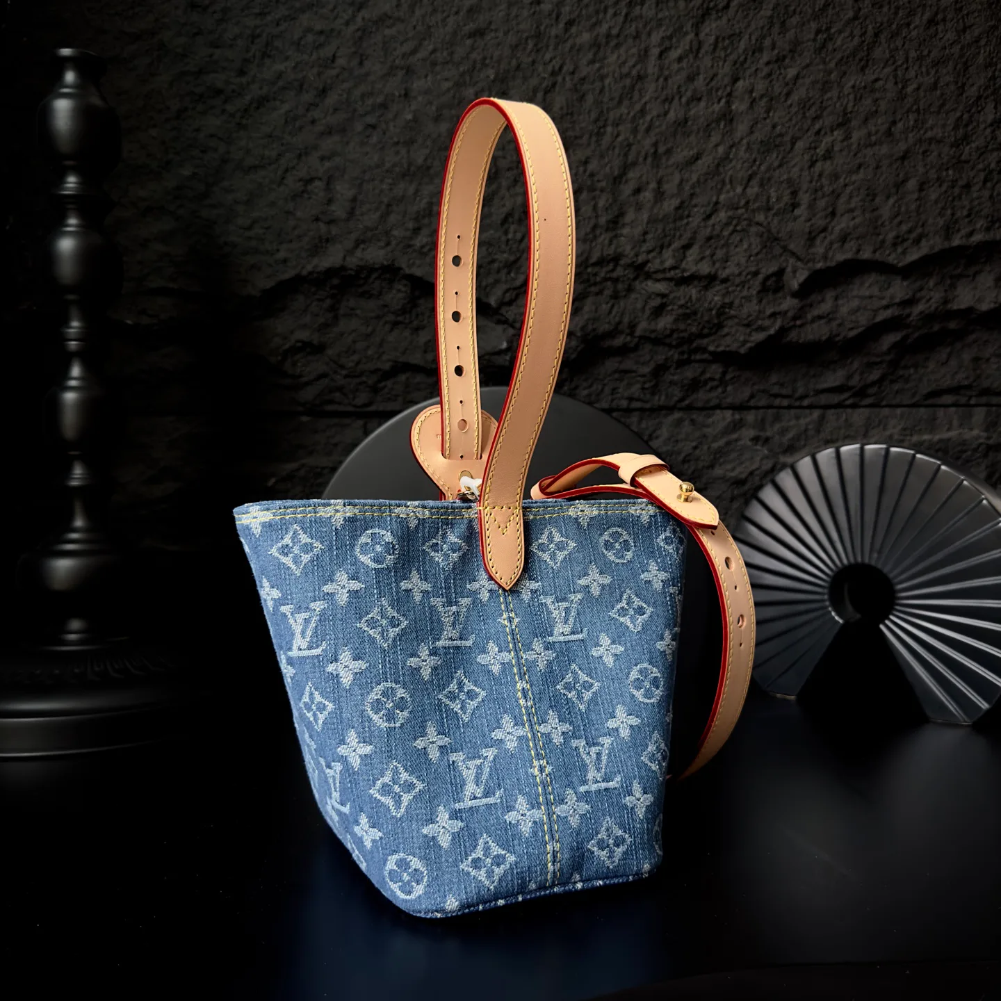 Классические Сумки Женские Louis Vuitton 17498631