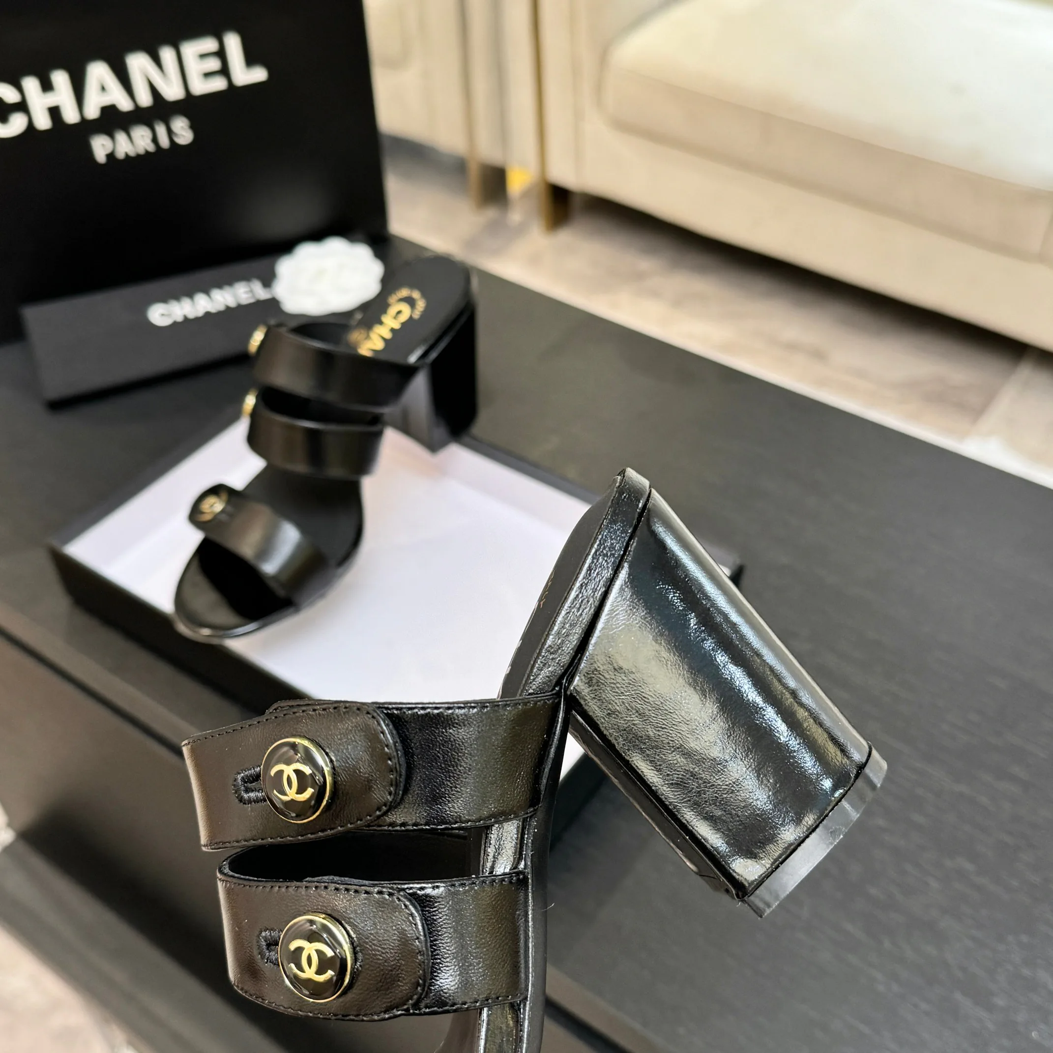 Сандалии Женские Chanel 10235861