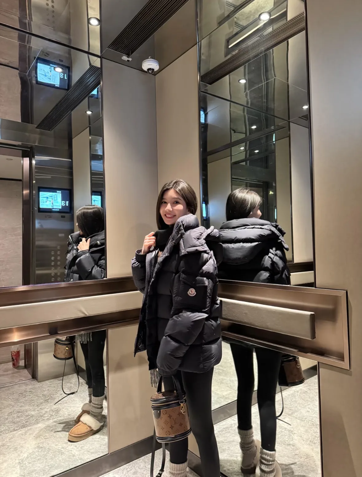 Куртки И Пуховики Женские Moncler 1264358