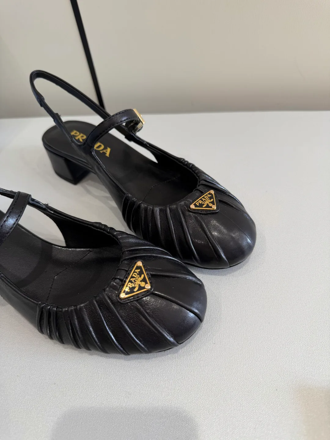 Туфли Женские Prada 11557792