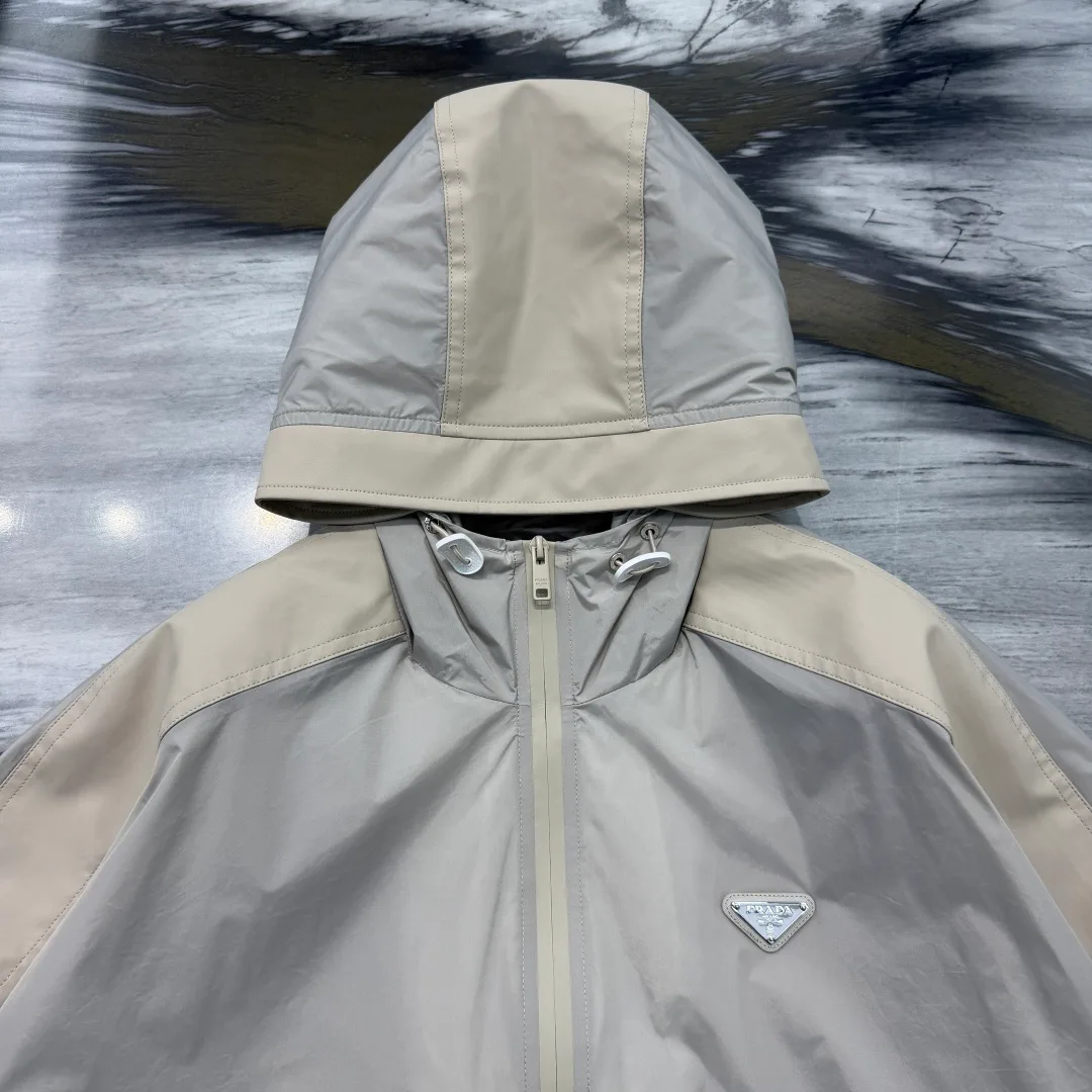 Куртки И Пуховики Мужские Prada 11342152