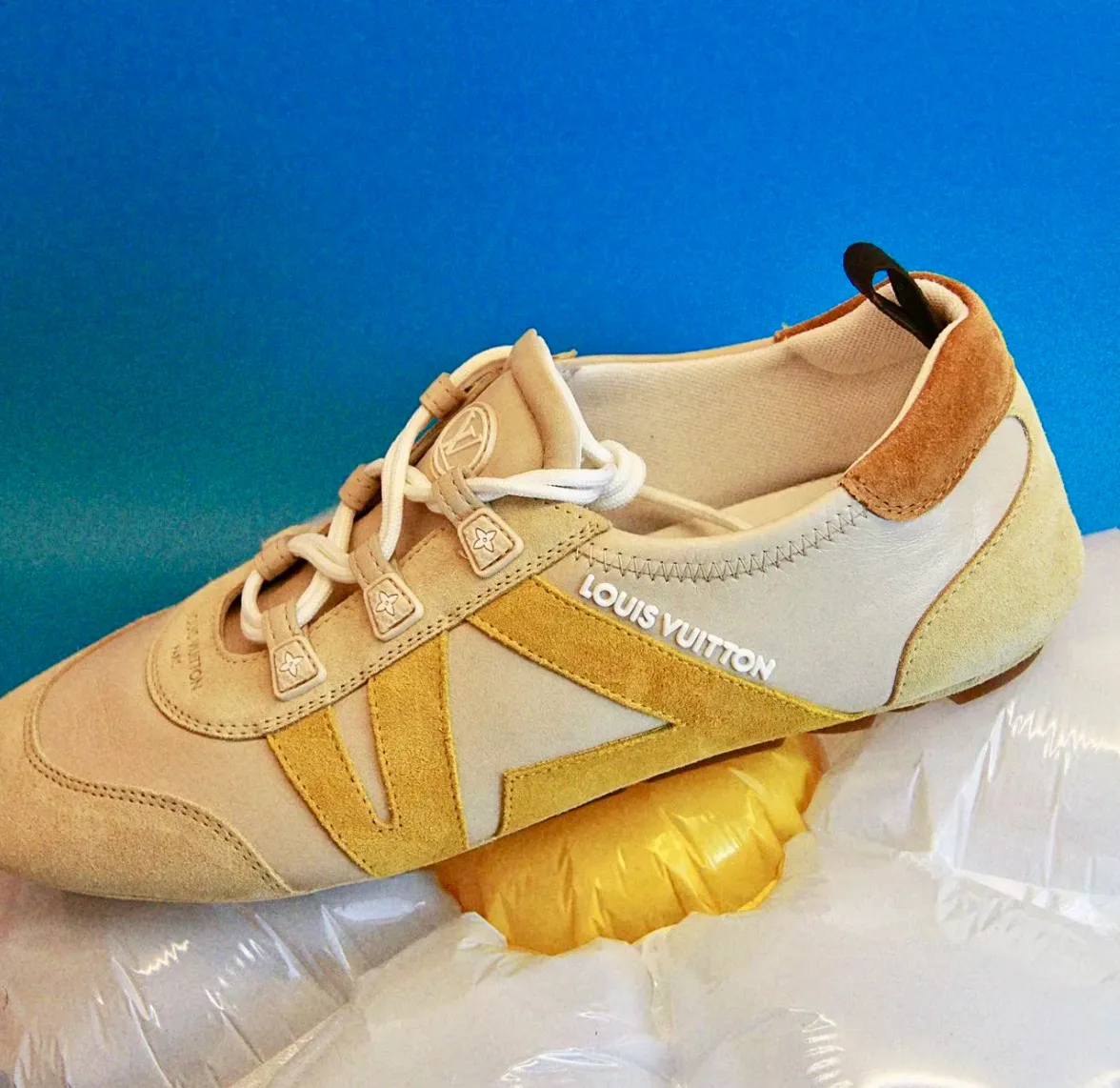 Кроссовки Женские Louis Vuitton 66350