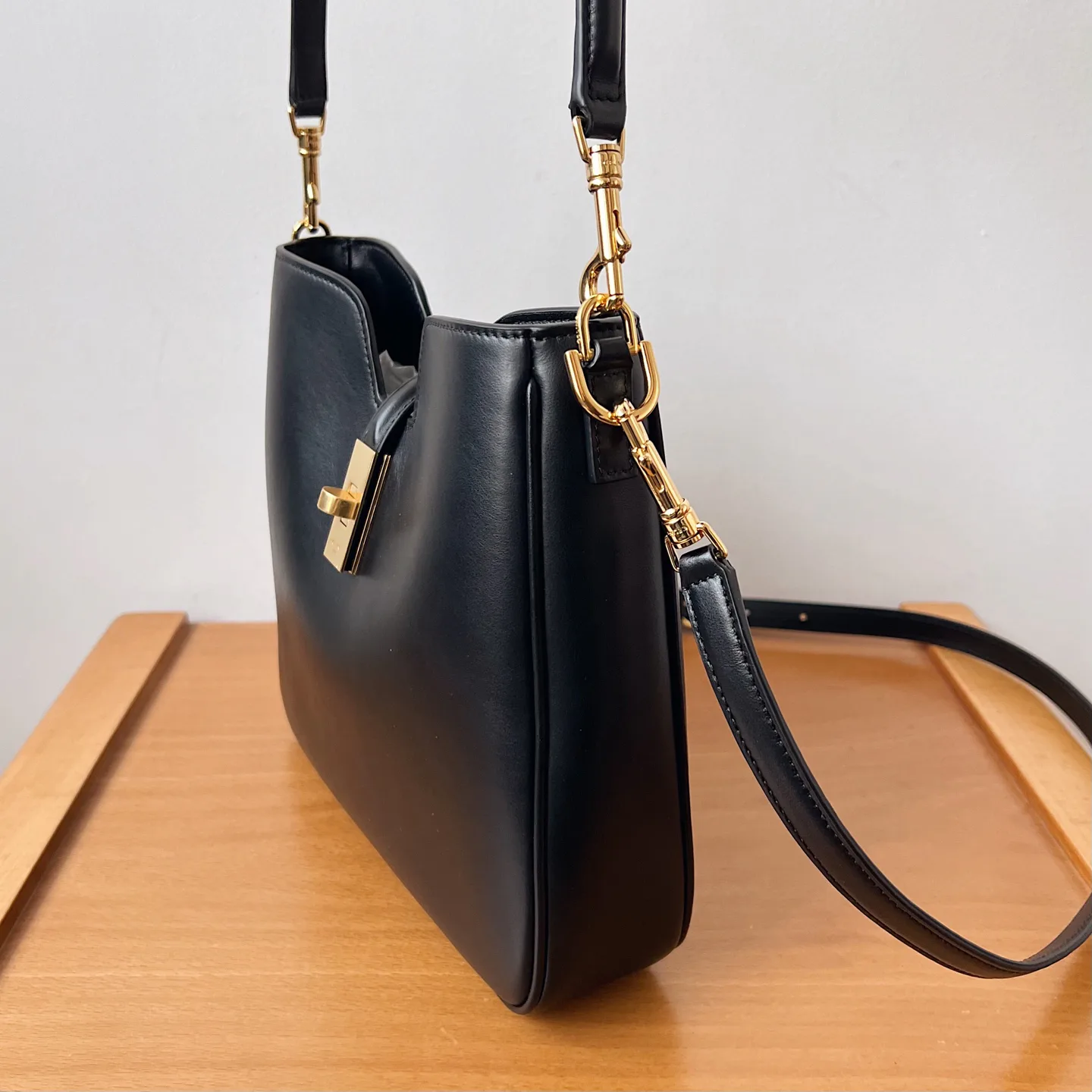 Классические Сумки Женские Celine 10380090