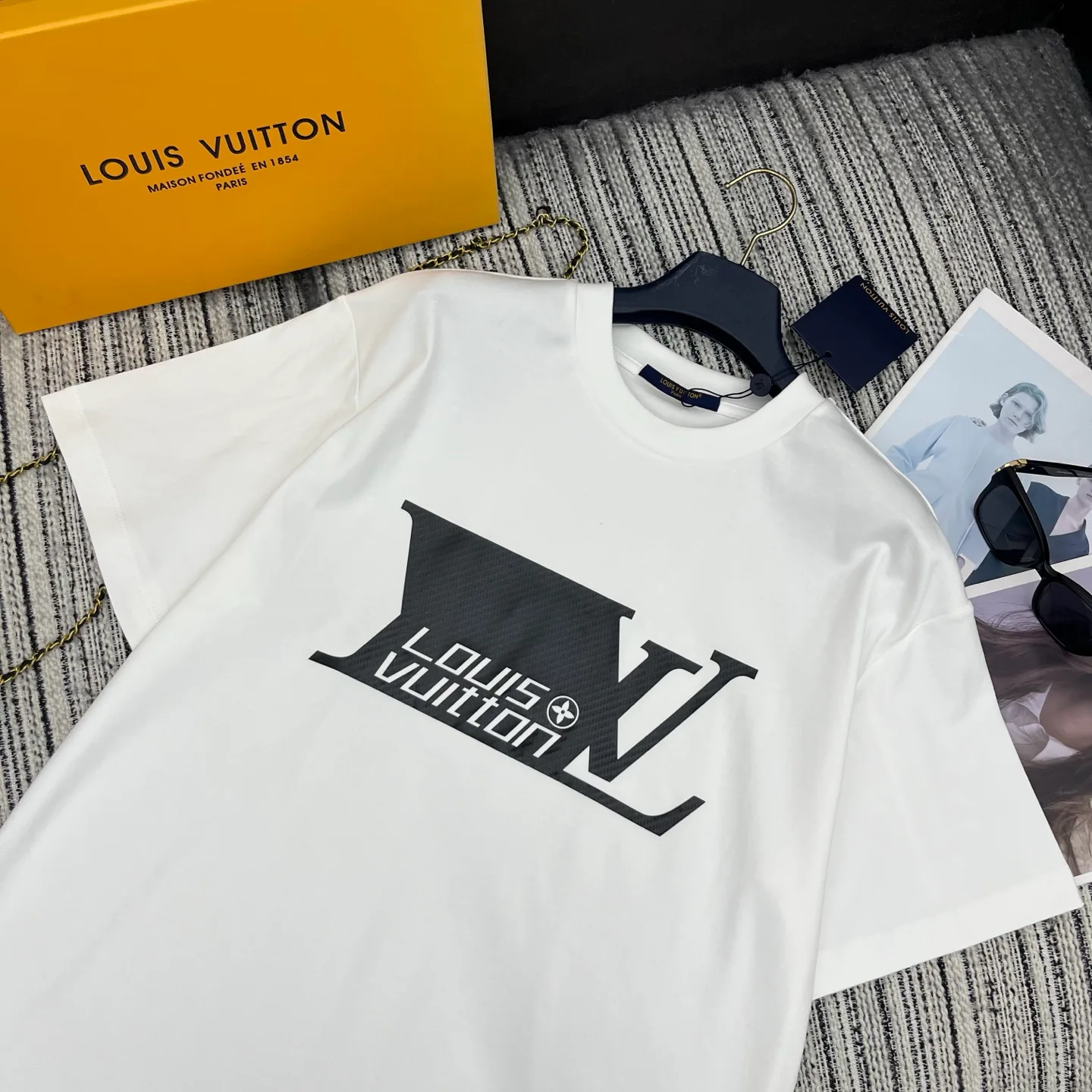 Футболки Женские Louis Vuitton 12754494