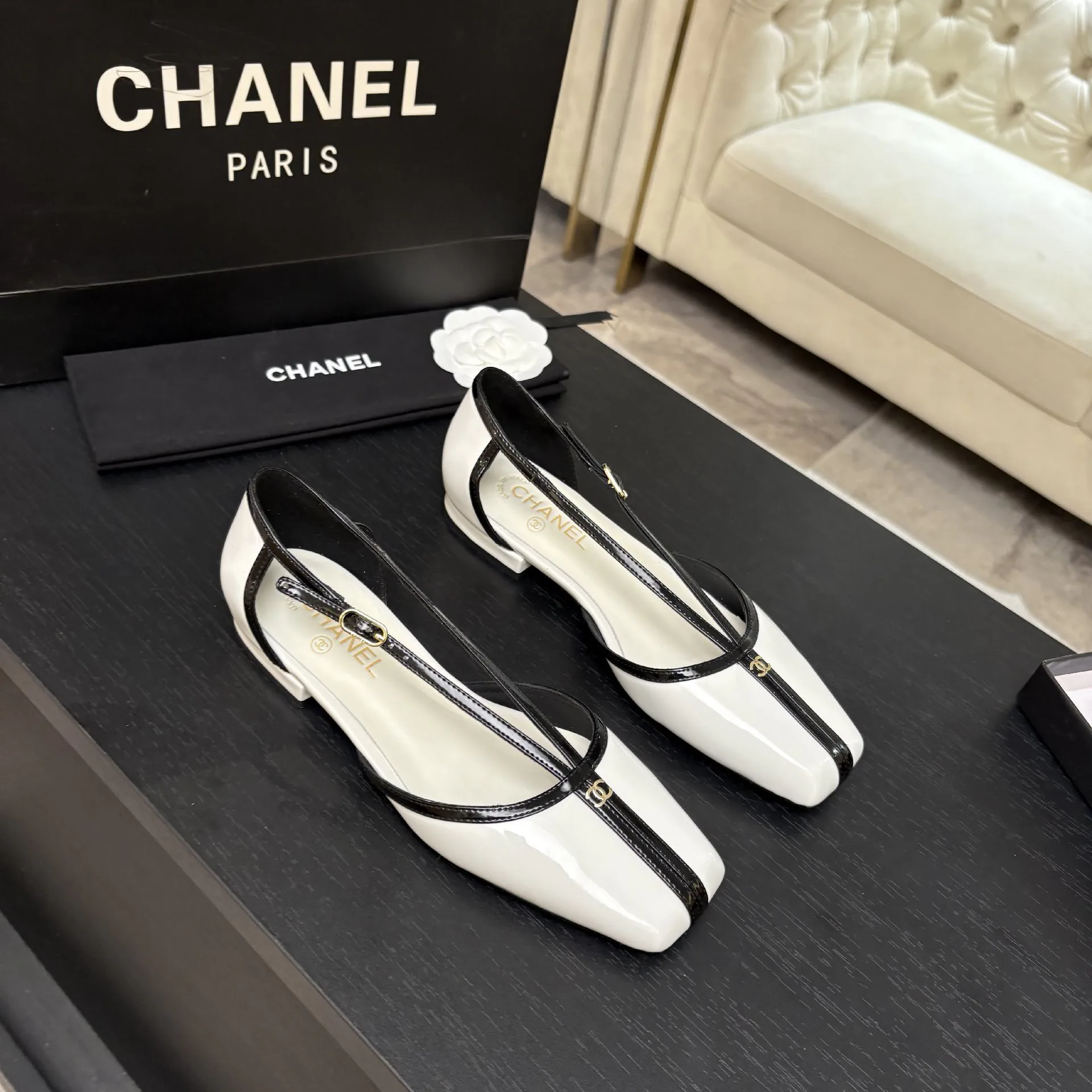 Босоножки Женские Chanel 19418679