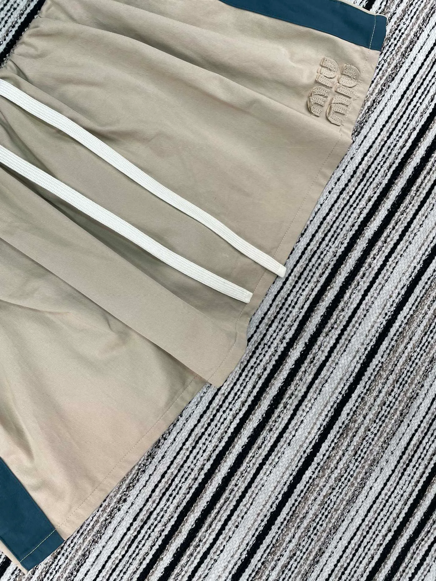 Шорты Женские Miu Miu 11429336