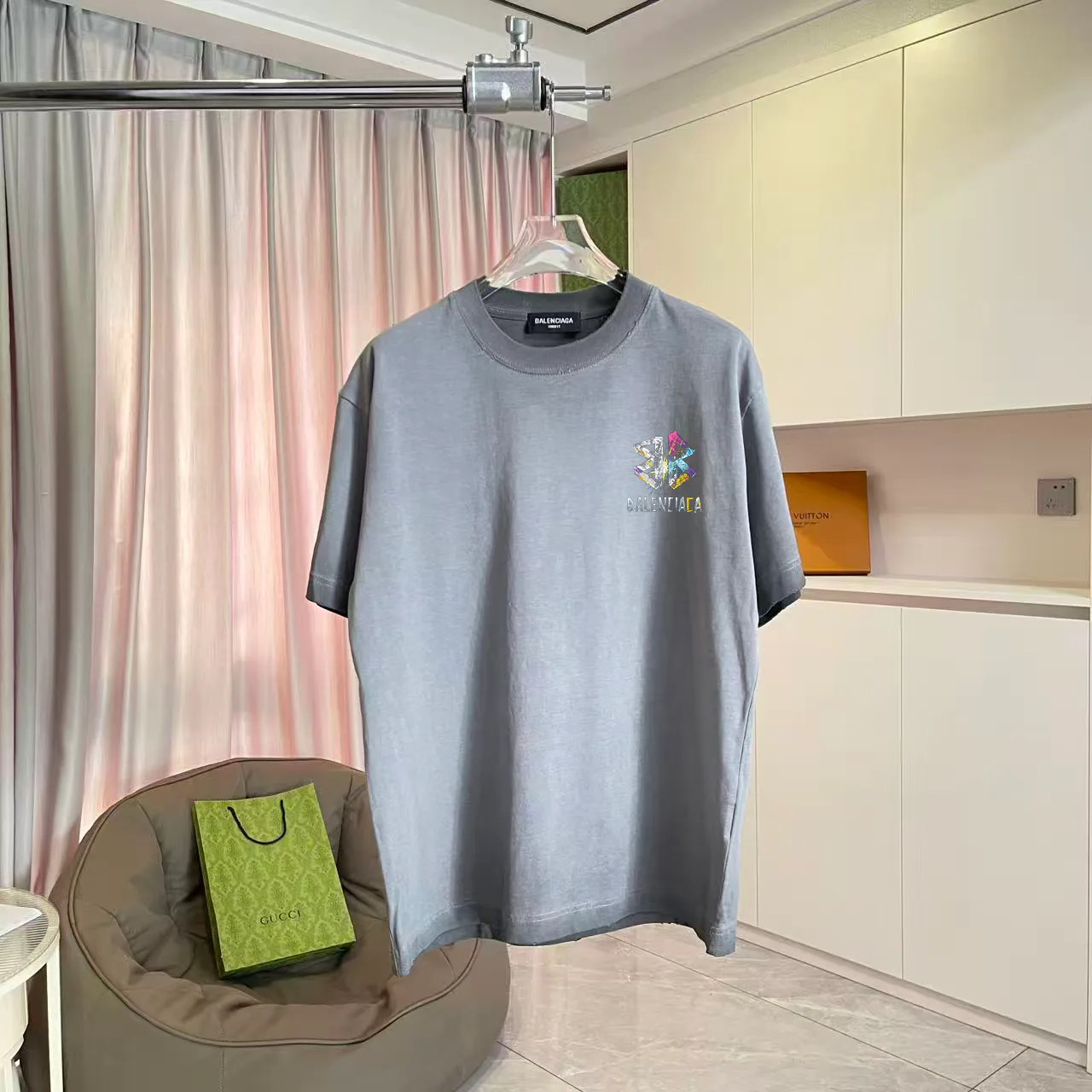 Футболки Женские Balenciaga 9192907