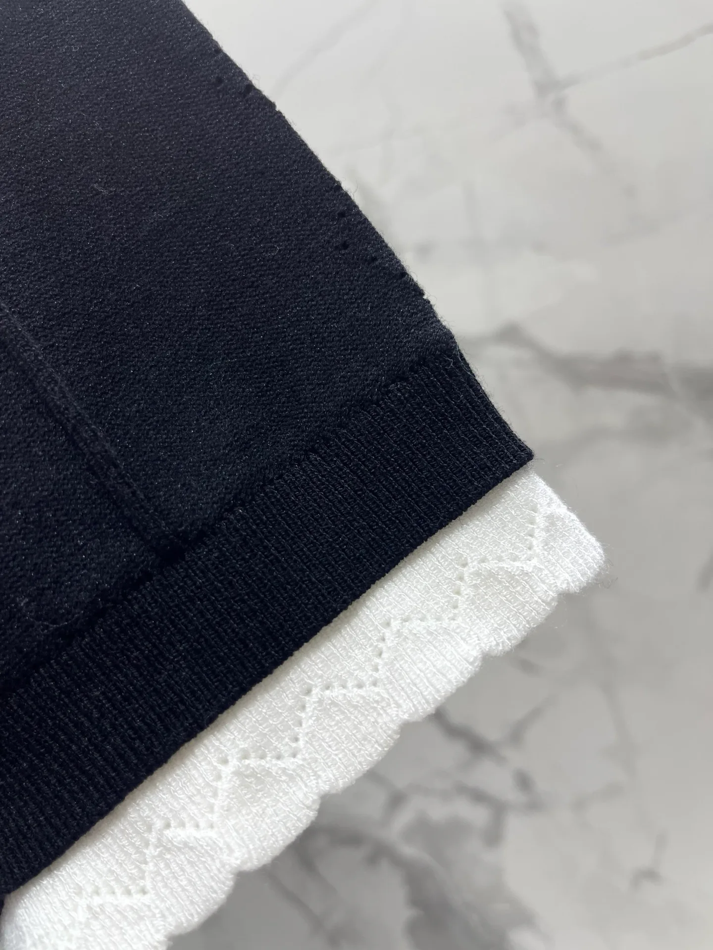 Джемперы И Свитеры Женские Chanel 17500332