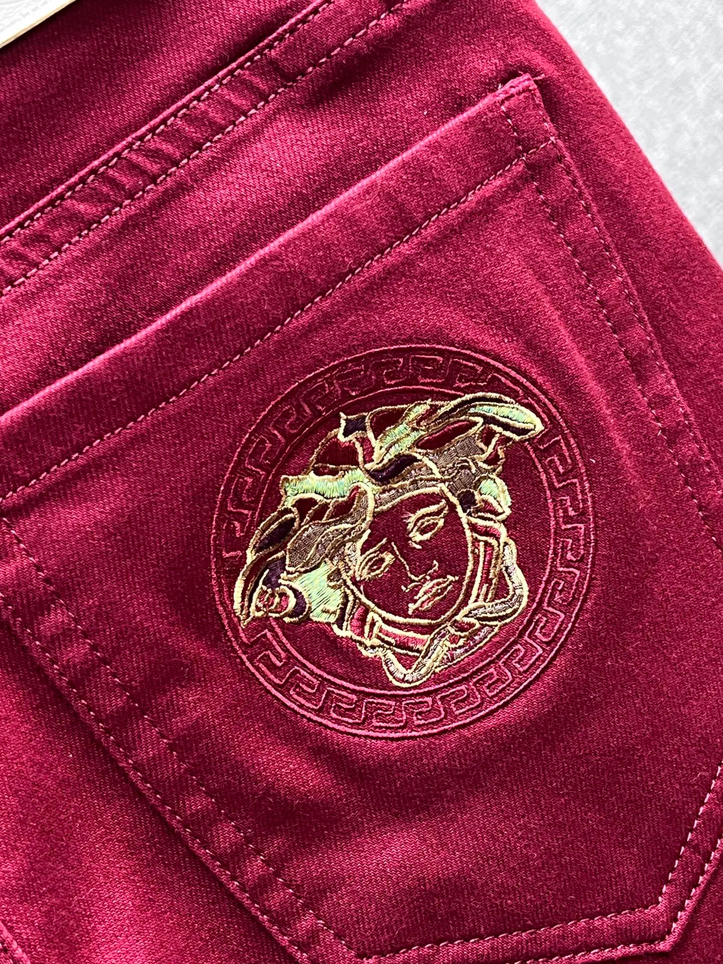 Джинсы Мужские Versace 18097869