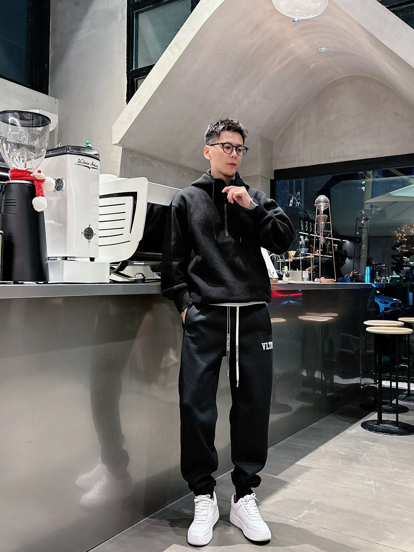 Брюки Женские Valentino 10122677