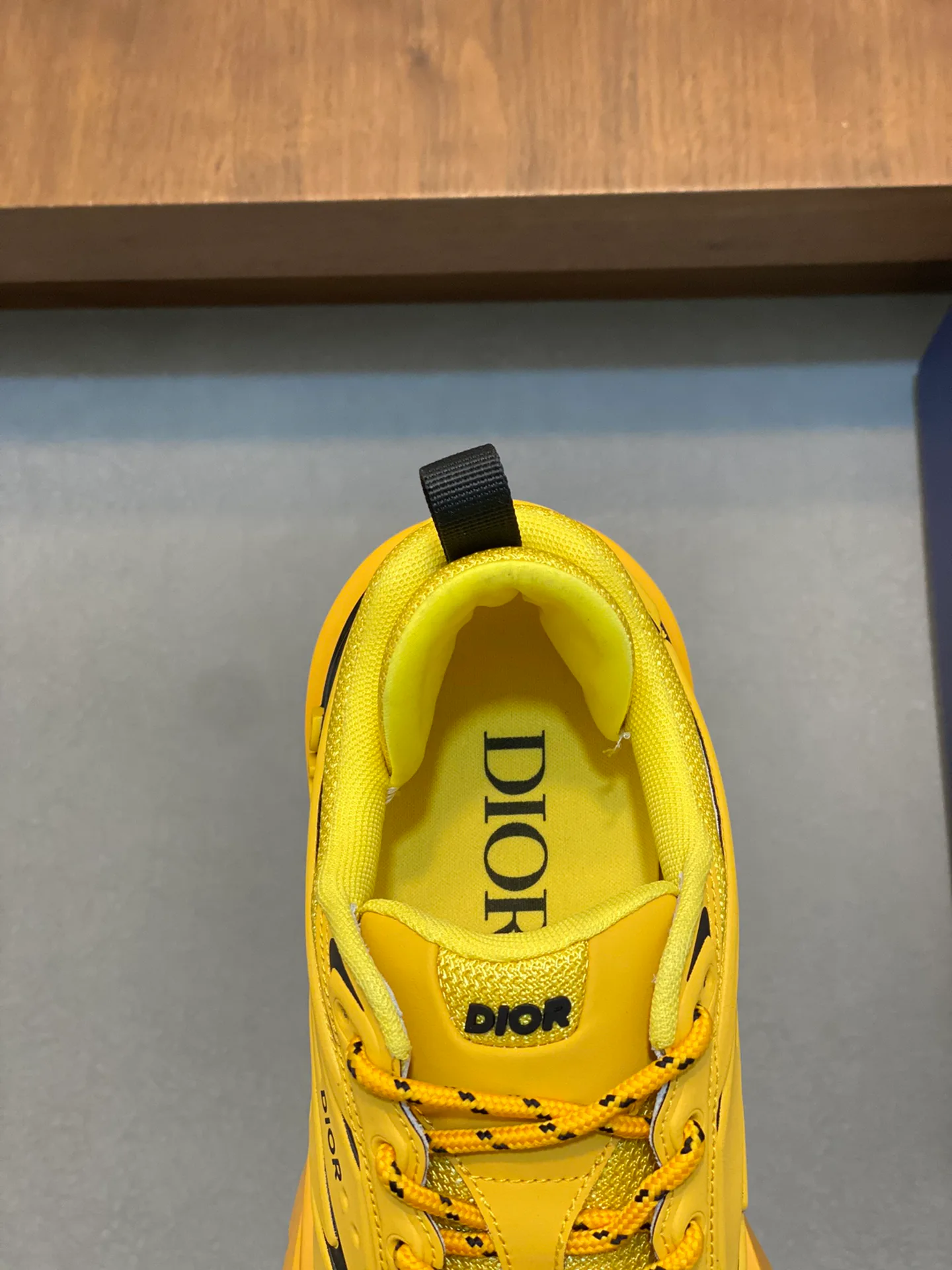 Кроссовки Женские Christian Dior 18934899