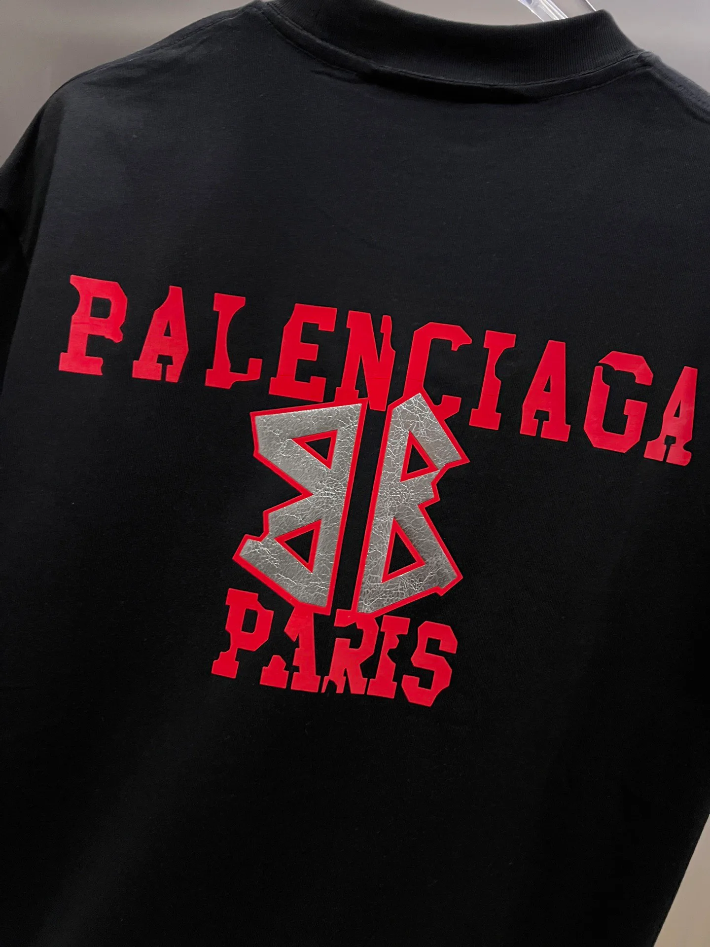 Футболки Женские Balenciaga 12698191