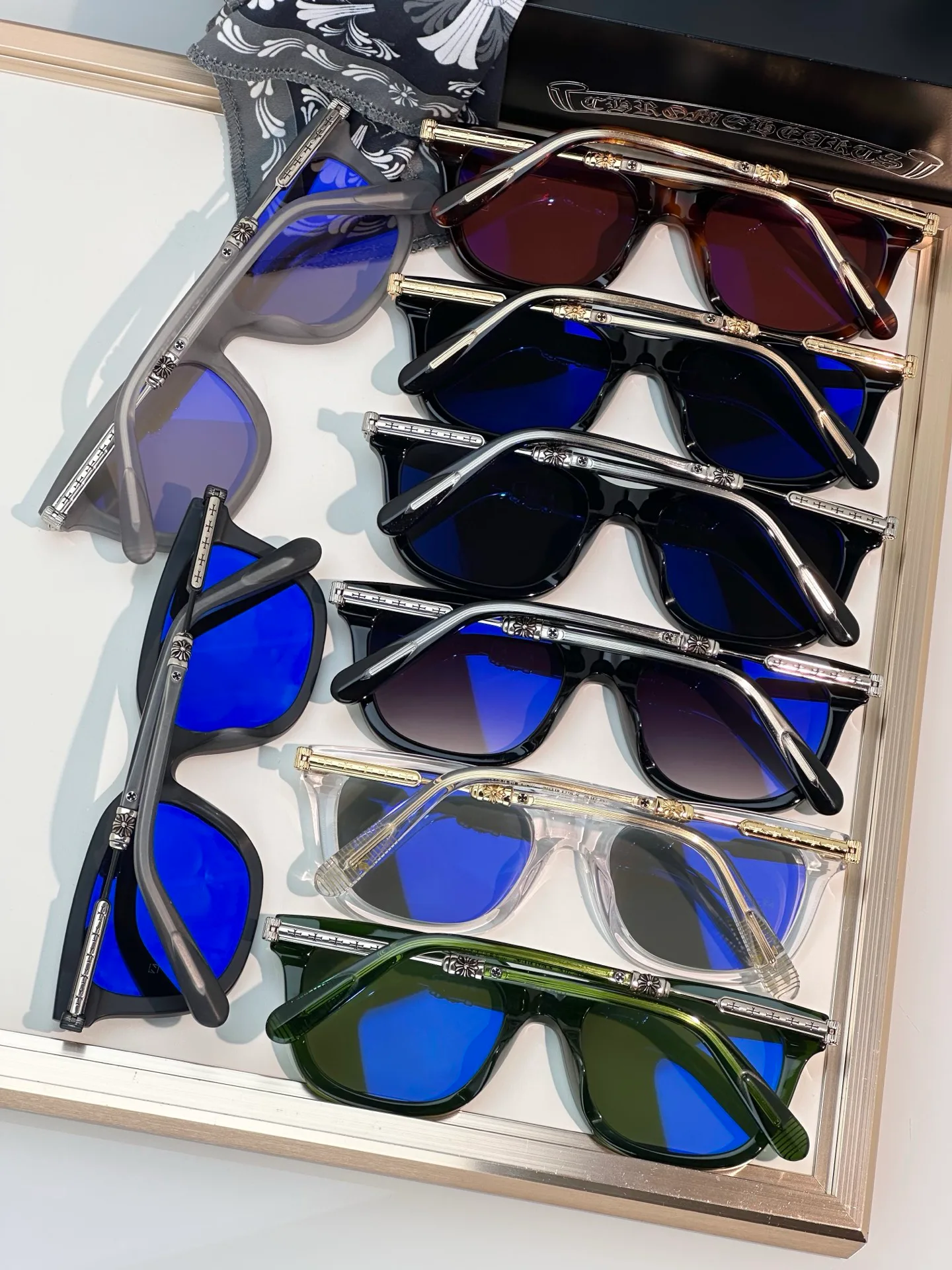 Очки Chrome Hearts 18398436