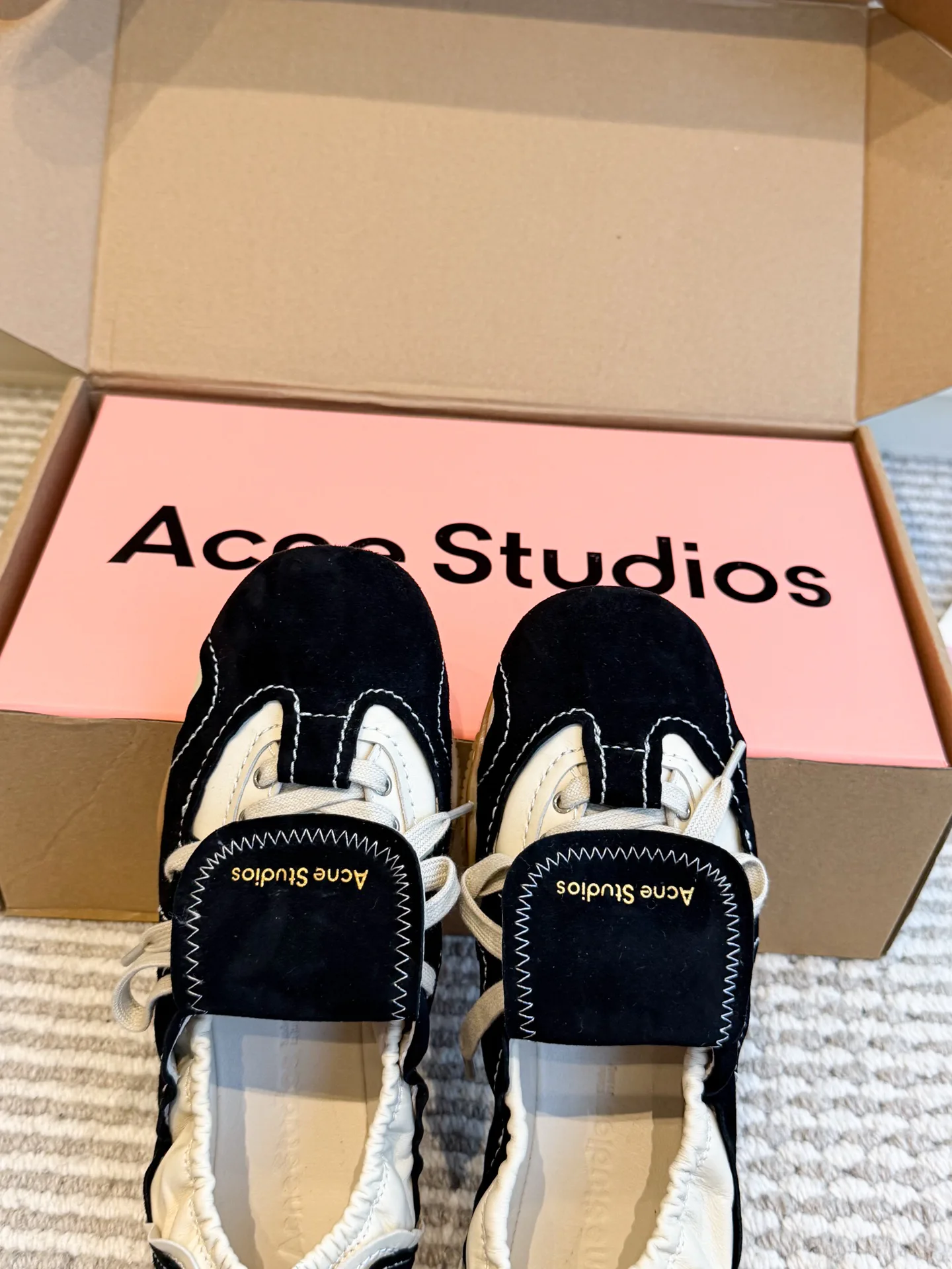 Кроссовки Женские Acne Studios 18261270