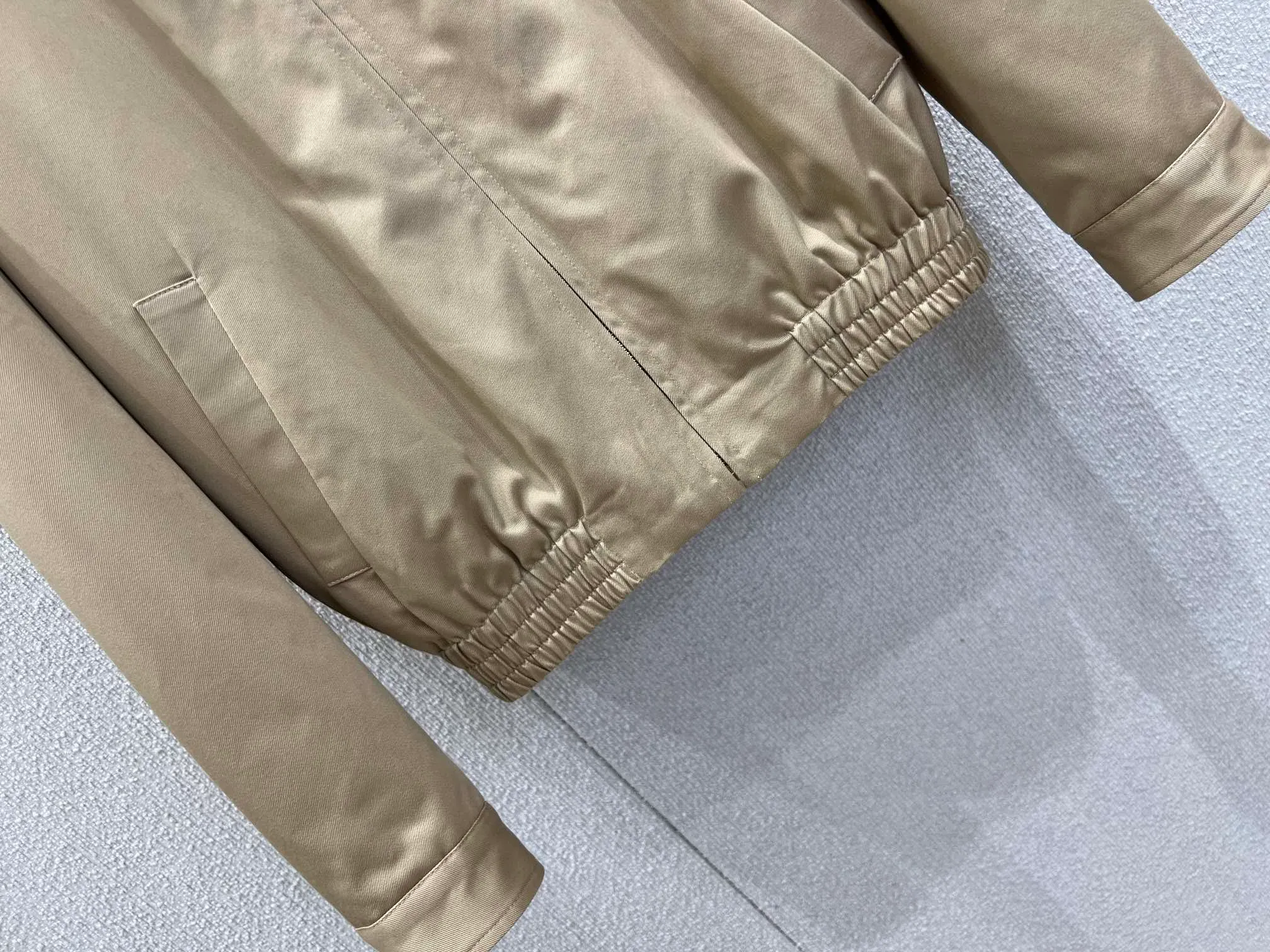 Куртки И Пуховики Женские Miu Miu 784423