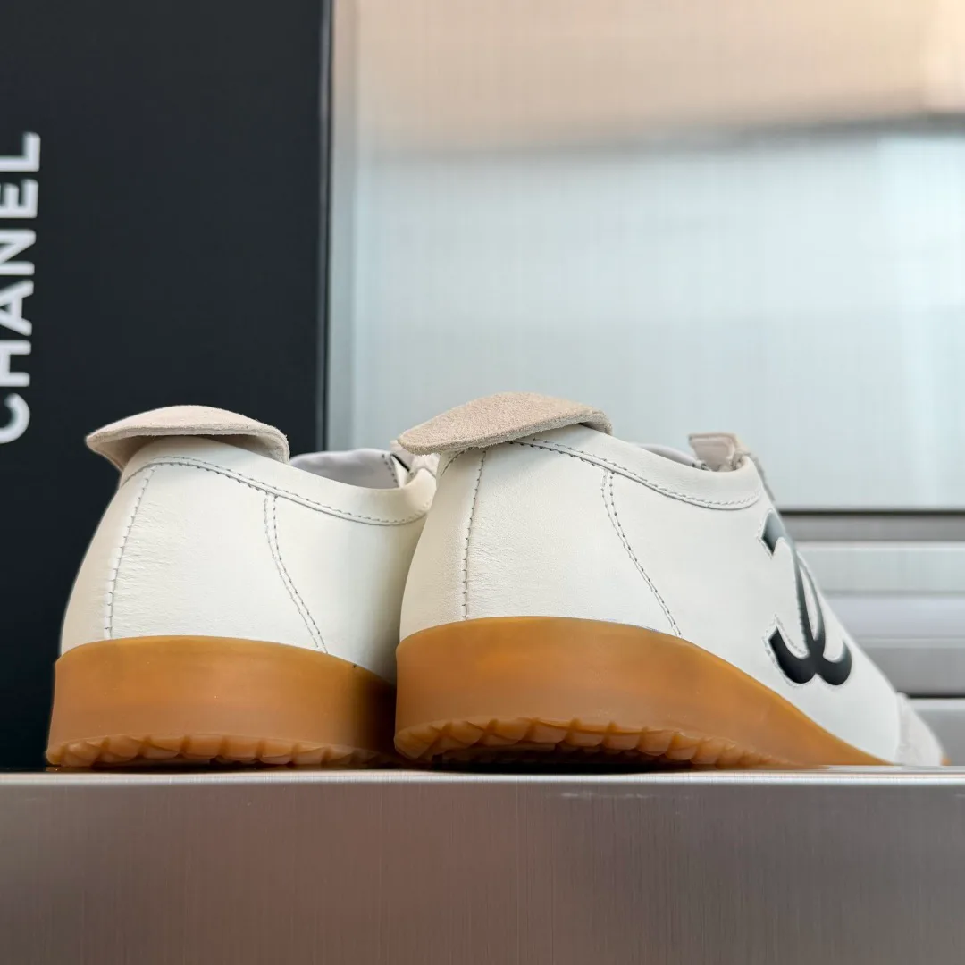 Кроссовки Женские Chanel 4304500