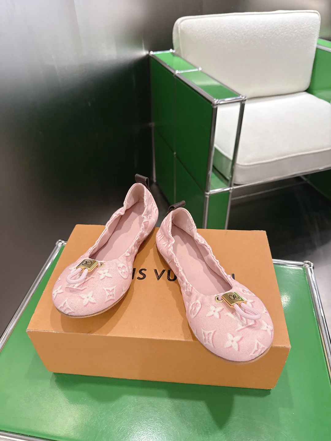 Балетки Женские Louis Vuitton 16829874
