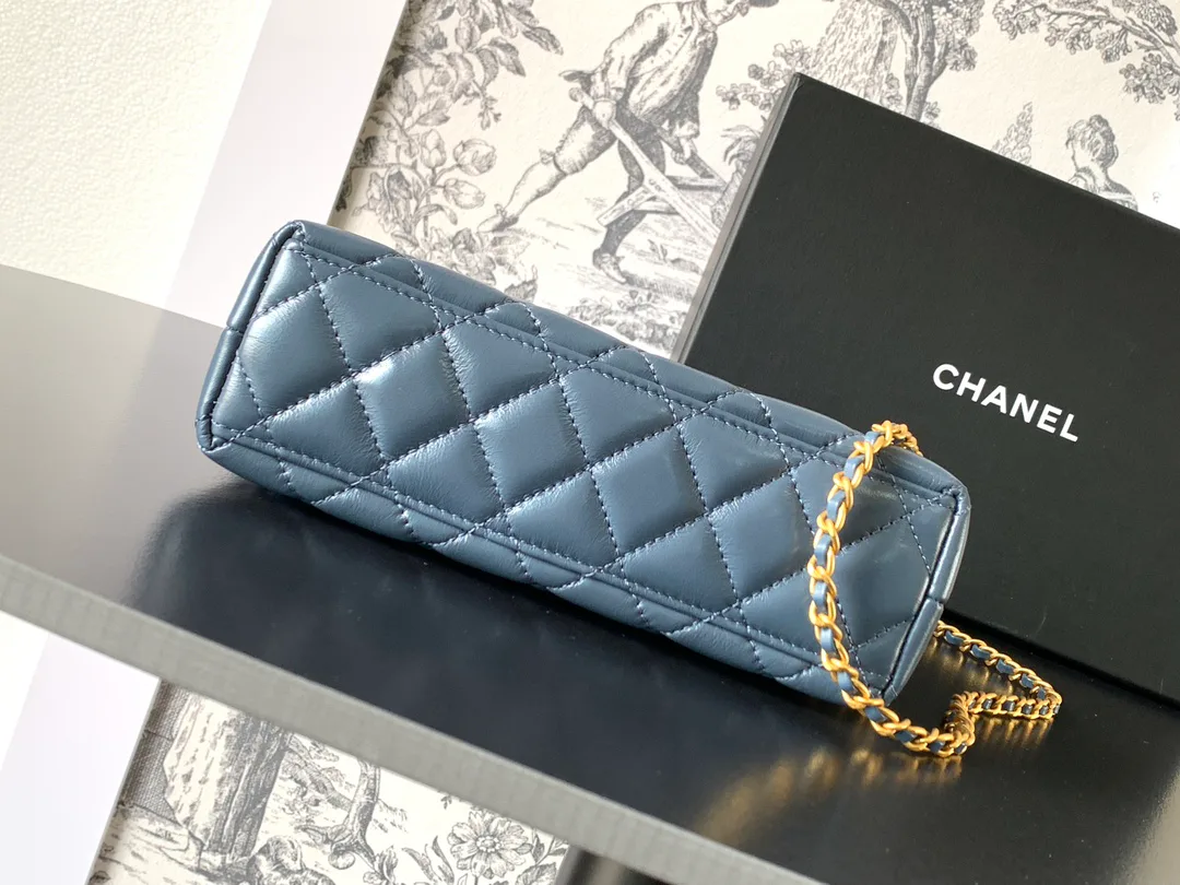 Классические Сумки Женские Chanel 17498578