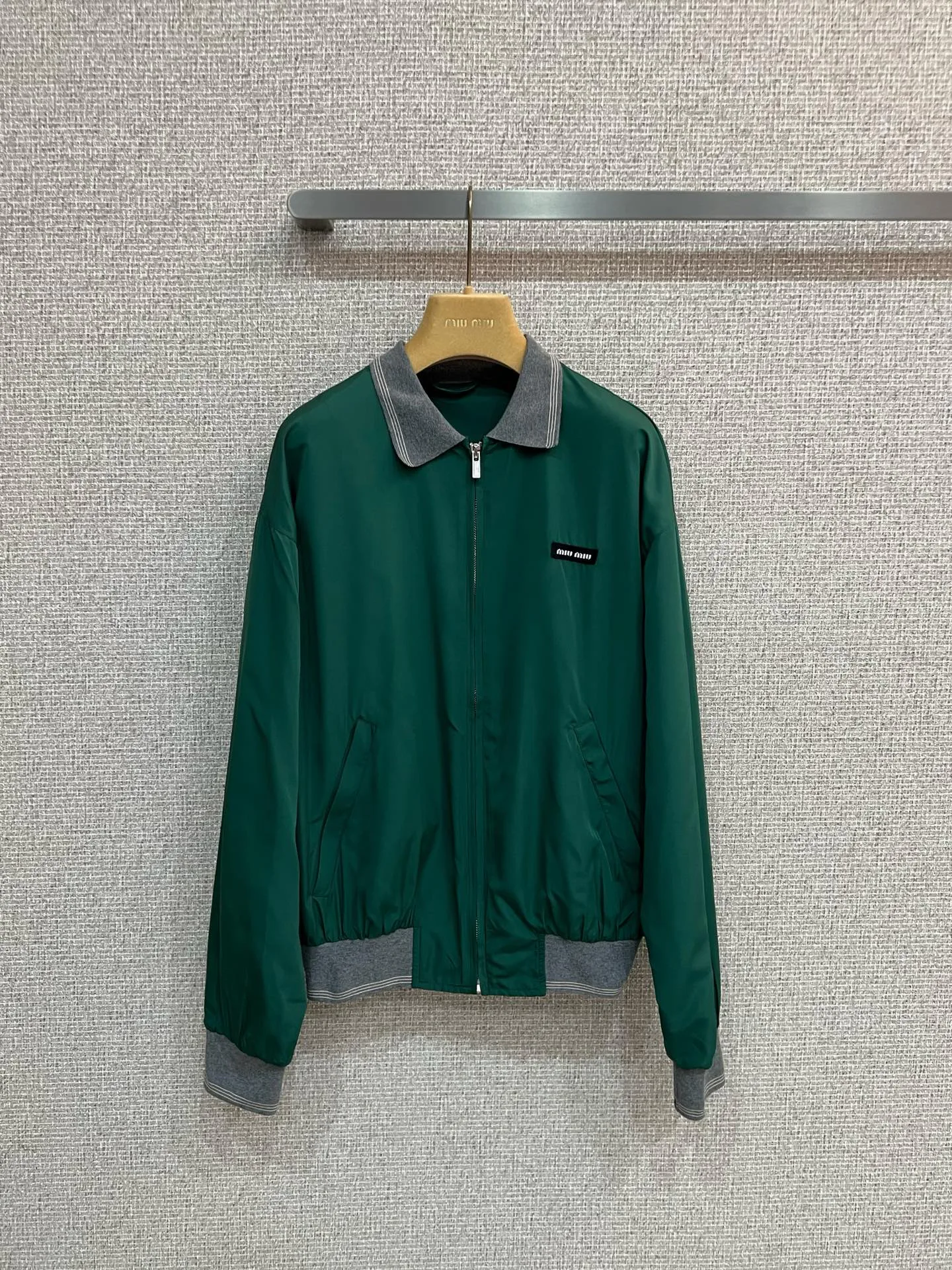 Куртки И Пуховики Женские Miu Miu 5066569