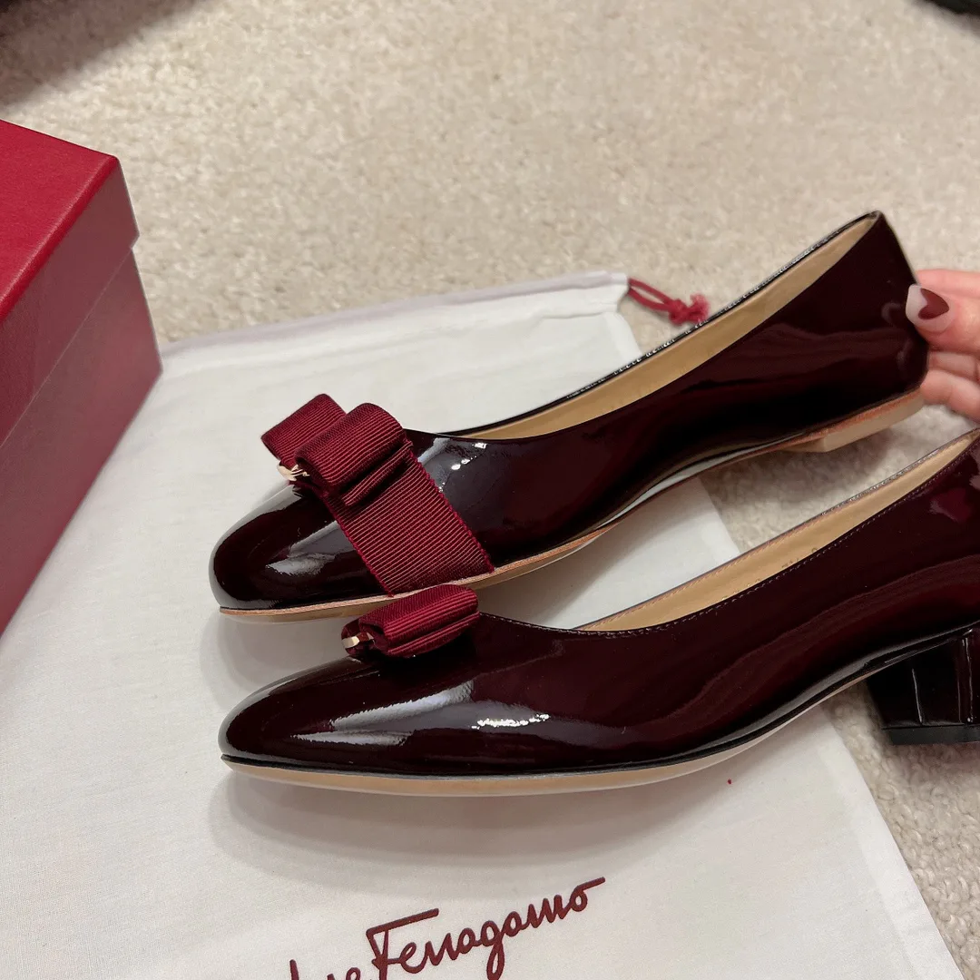 Туфли Женские Salvatore Ferragamo 11902004