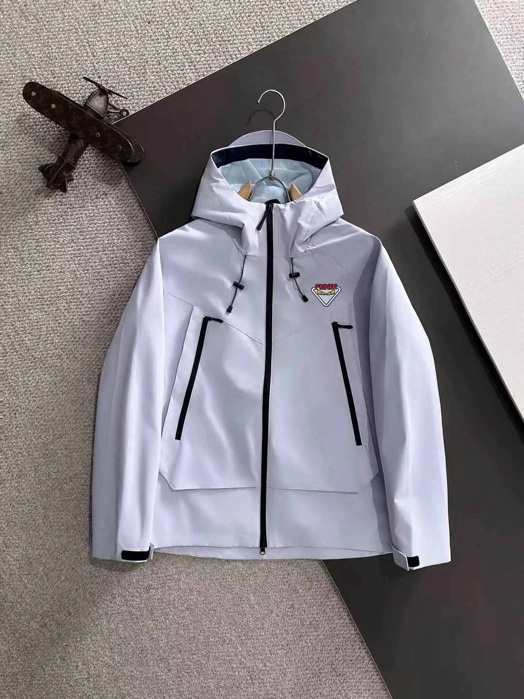 Пальто Женские Fendi 11054666