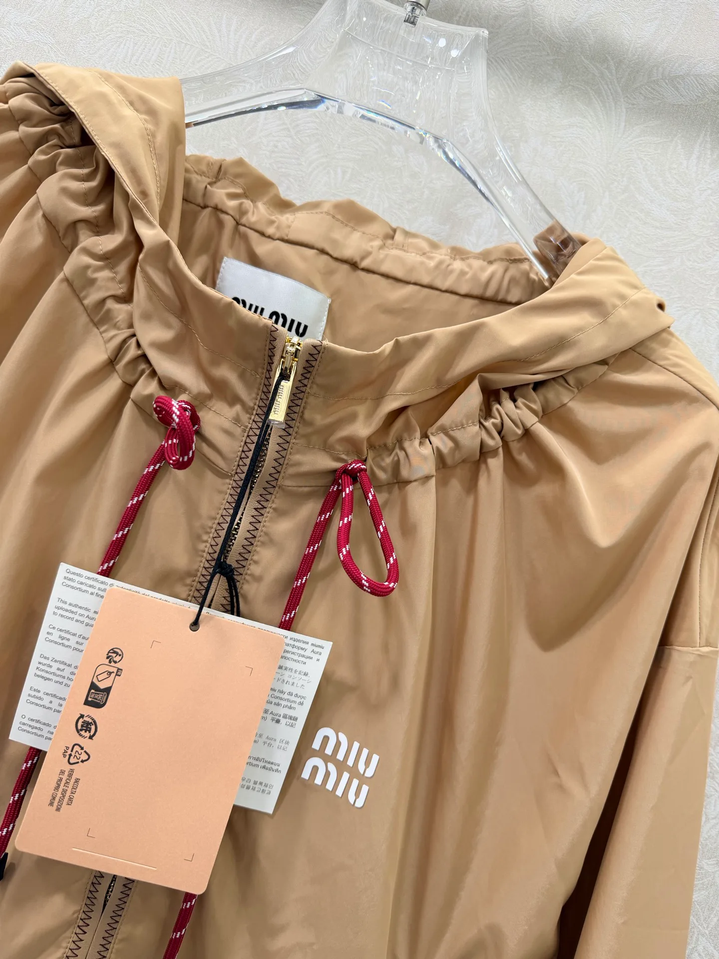 Куртки И Пуховики Женские Miu Miu 10088740