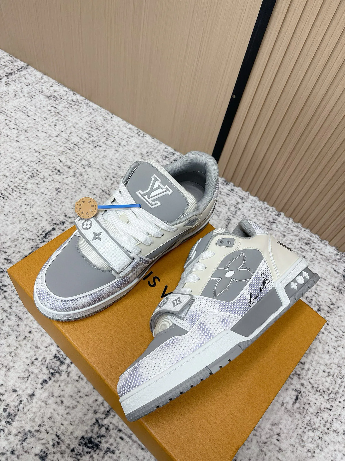 Кроссовки Мужские Louis Vuitton 11707427