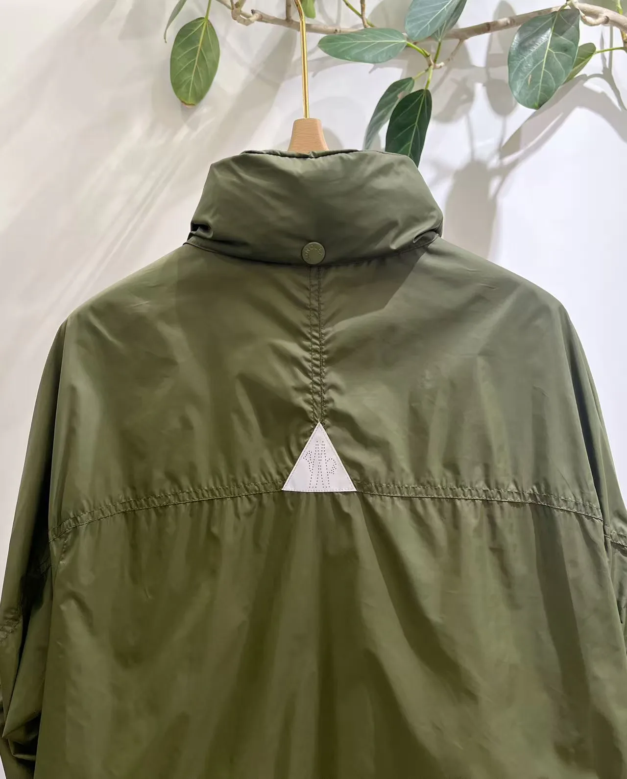 Куртки И Пуховики Женские Moncler 11615068