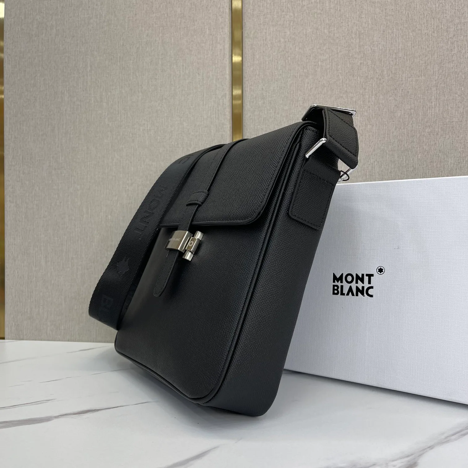 Сумки На Ремне Мужские Montblanc 3079