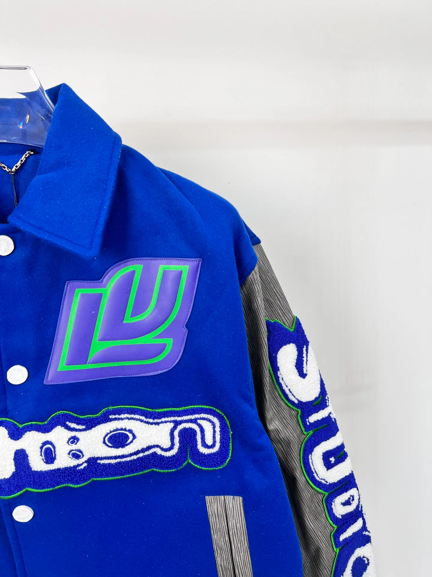 Жакеты Женские Louis Vuitton 12842515