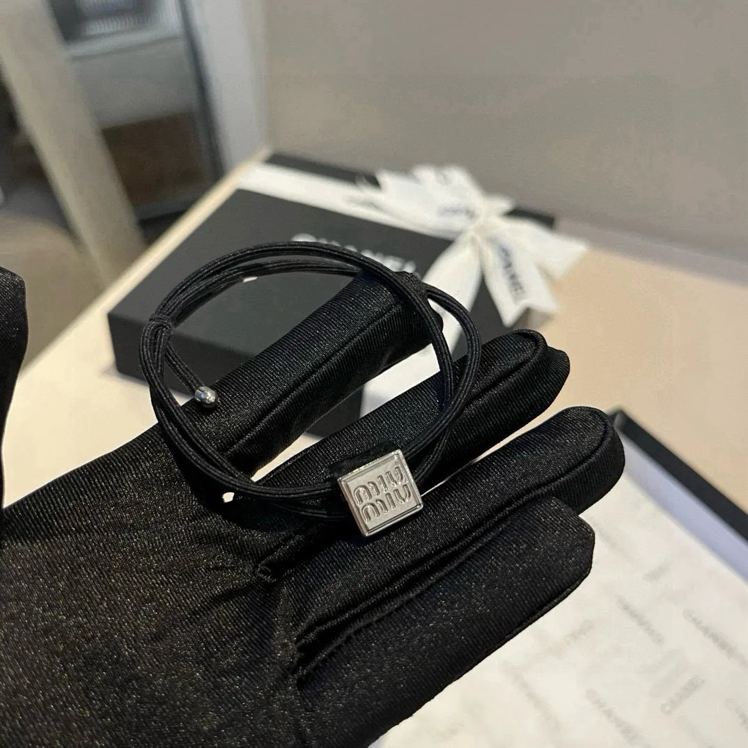 Головные Уборы Miu Miu 1813527