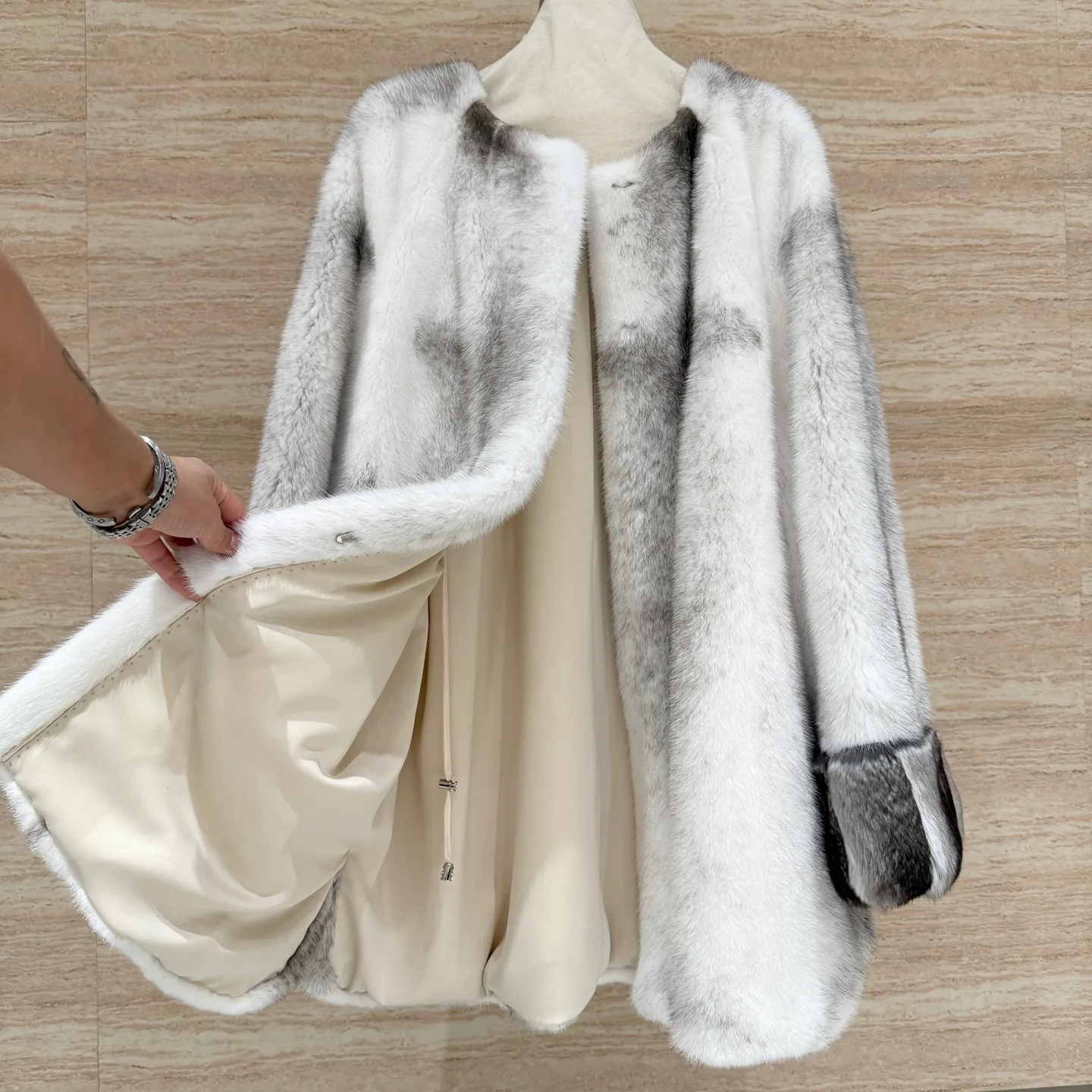 Шубы Женские Christian Dior 2772783