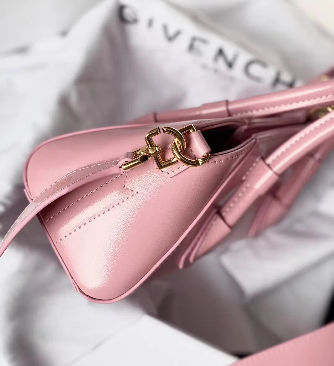 Сумки На Ремне Женские Givenchy 445229
