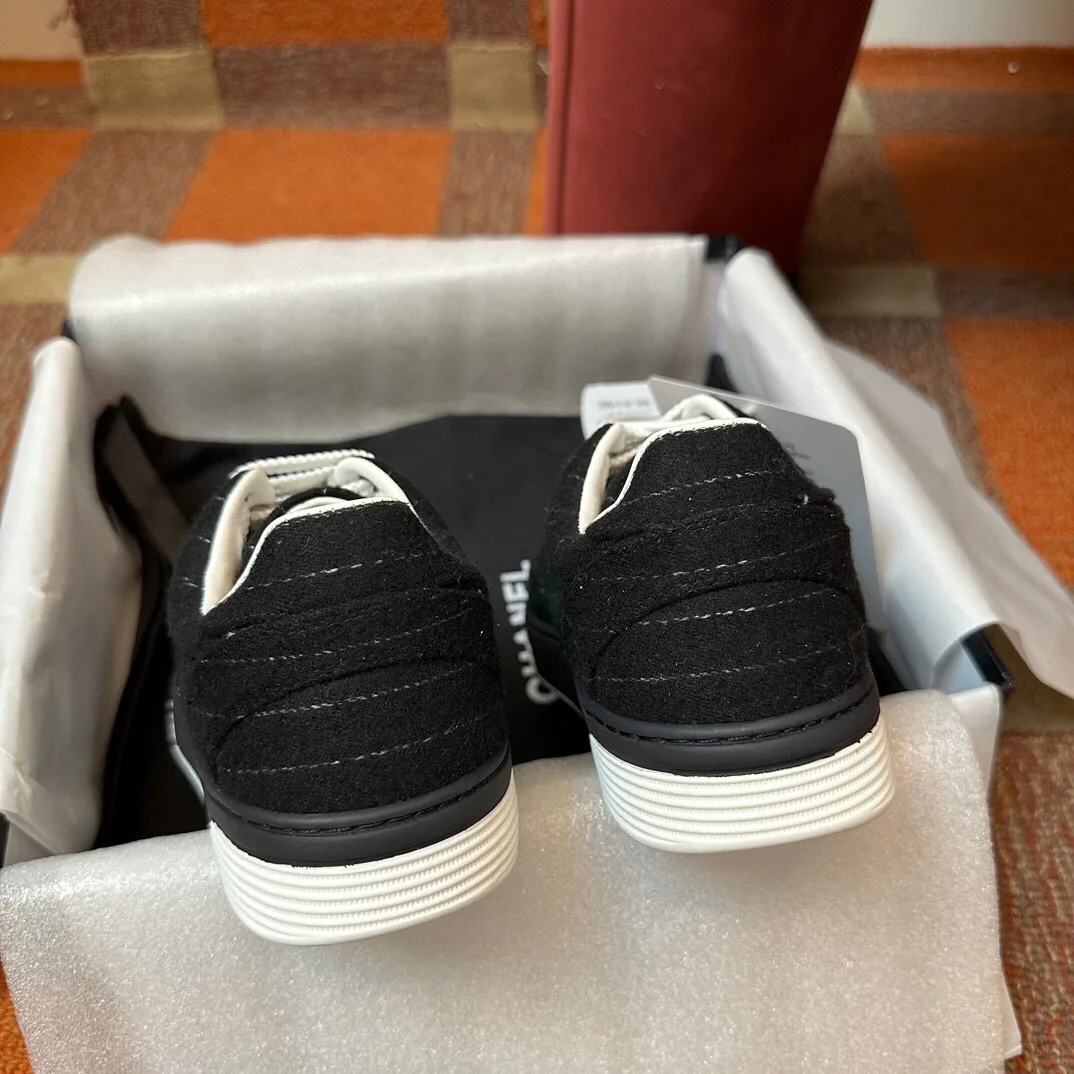 Кроссовки Женские Chanel 209343