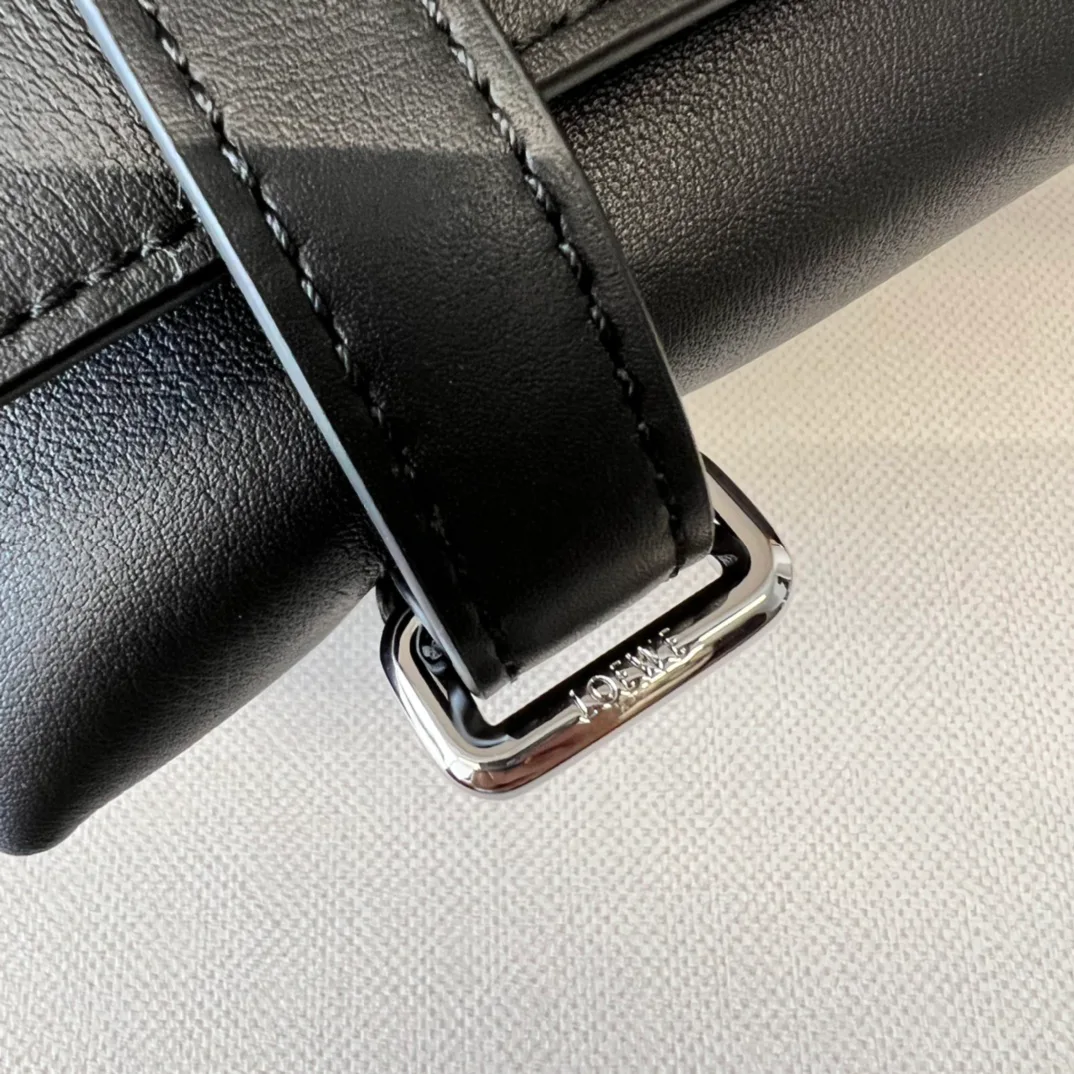 Сумки На Ремне Женские Loewe 6447990