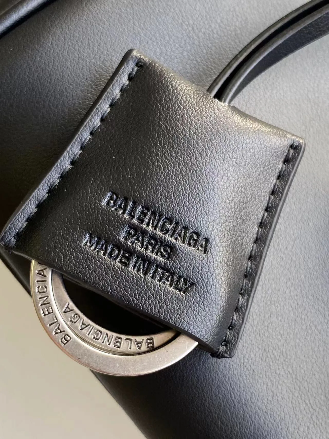 Сумки На Ремне Женские Balenciaga 84583