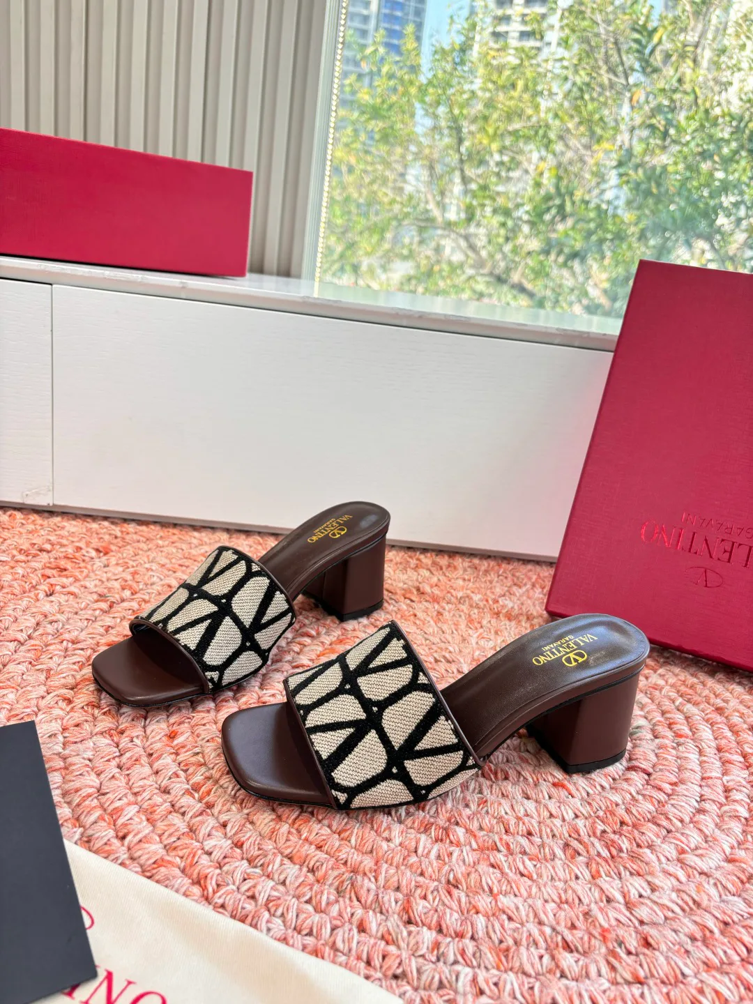 Шлепанцы Женские Valentino 1410489