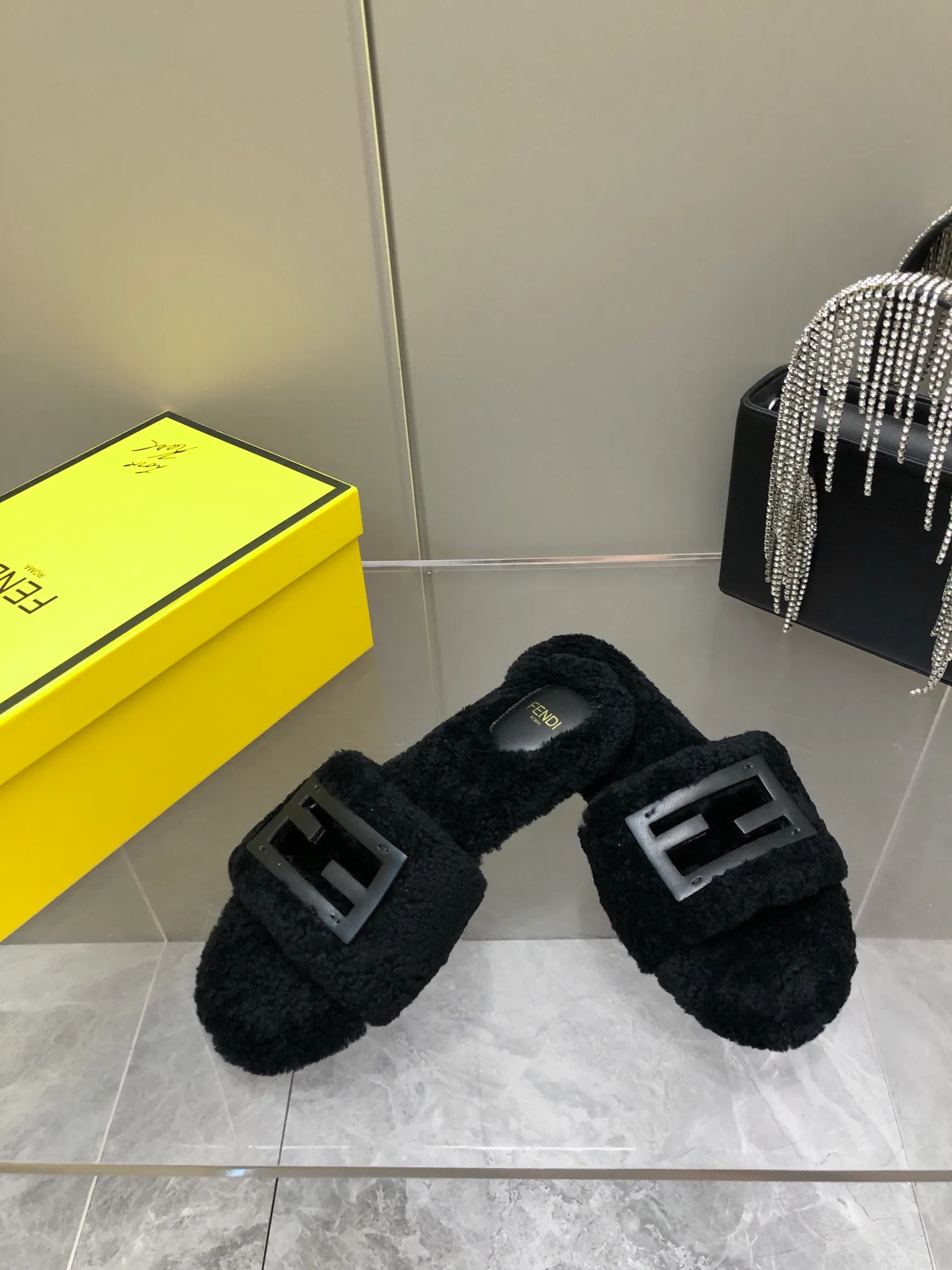Тапочки Женские Fendi 114923