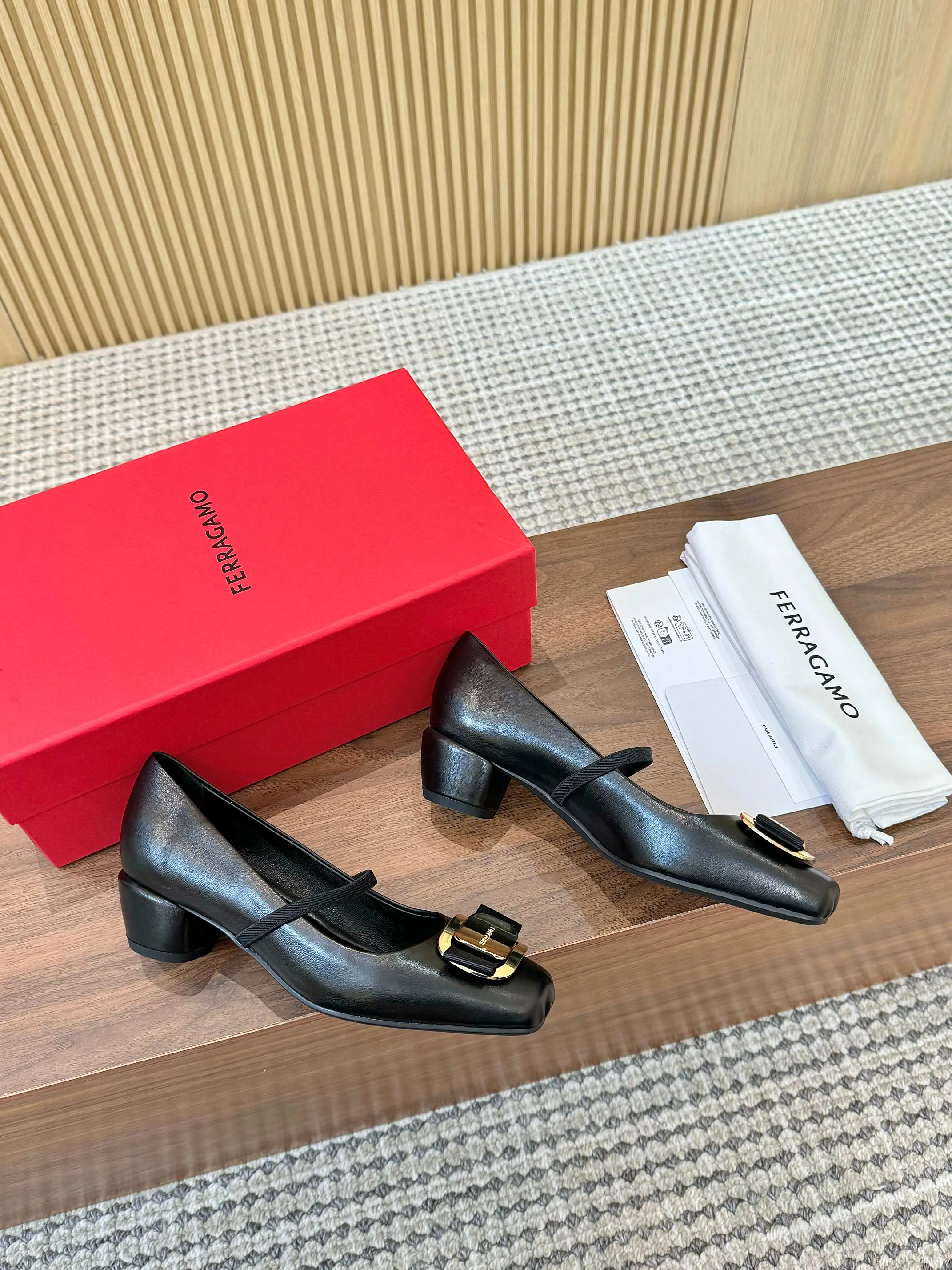 Туфли Женские Salvatore Ferragamo 11658970