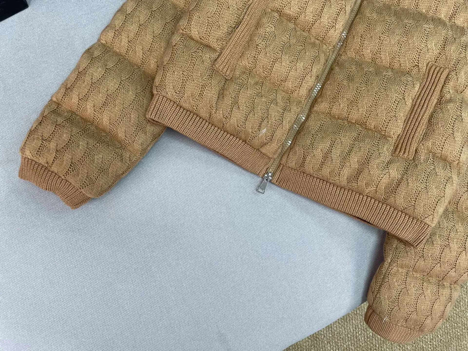 Куртки И Пуховики Женские Moncler 146679