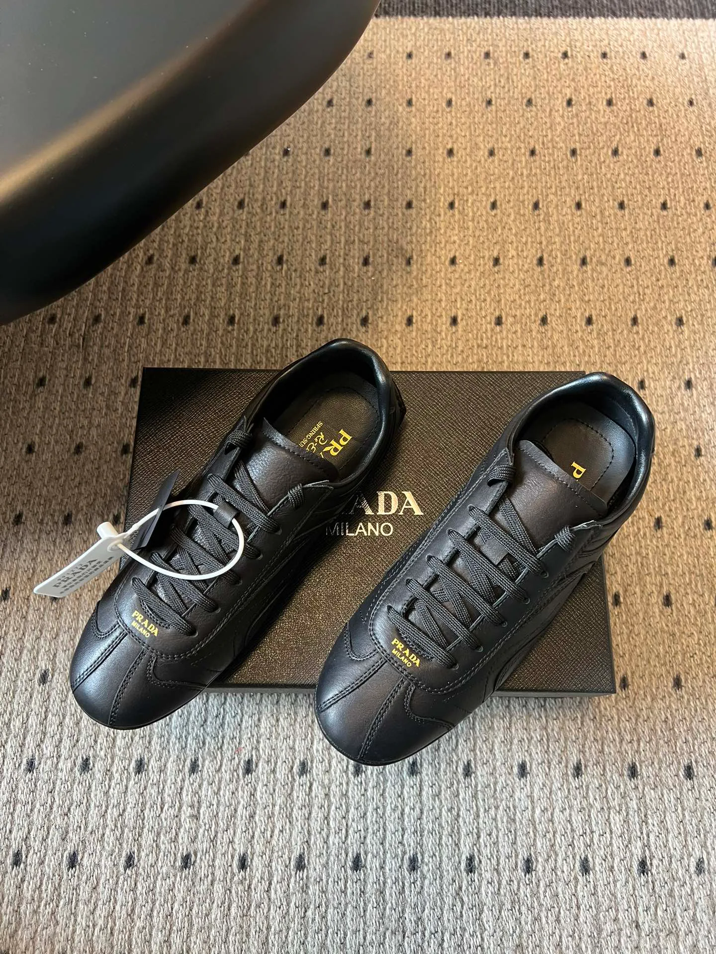 Кроссовки Женские Prada 10496705