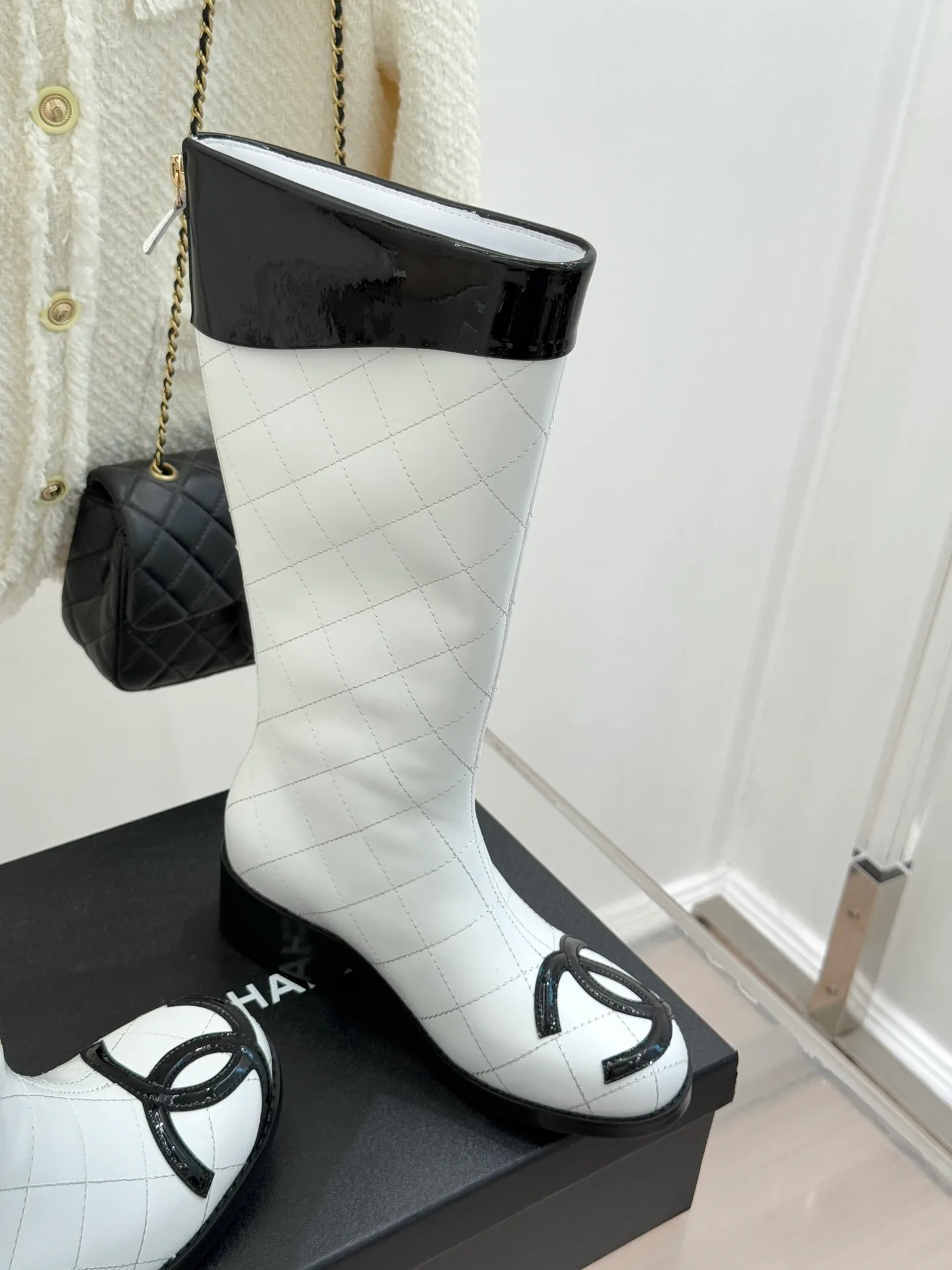 Сапоги Женские Chanel 18154363