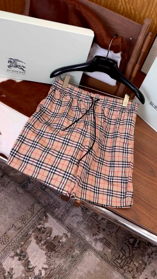 Шорты Мужские Burberry 17303436