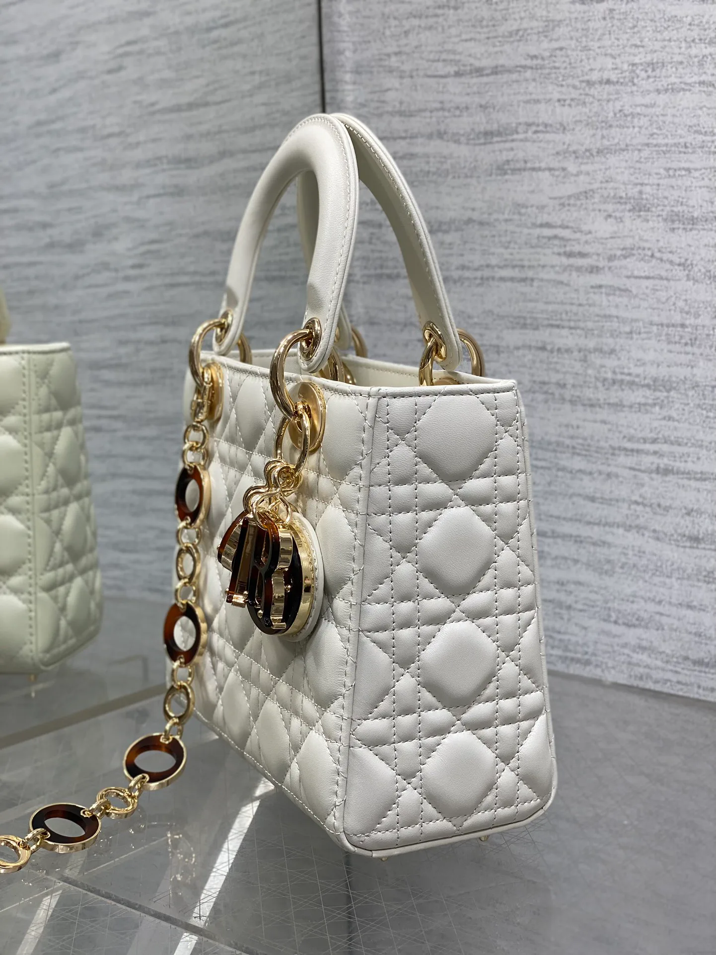 Классические Сумки Женские Christian Dior 13414279